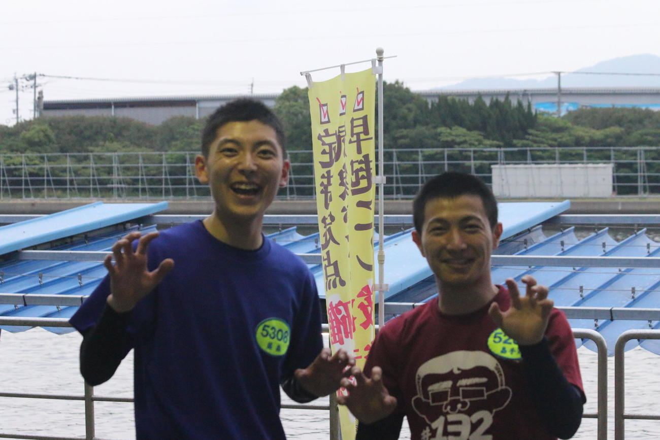 今節デビュー戦を迎える132期の藤森拓海（左）と嘉手苅徹哉