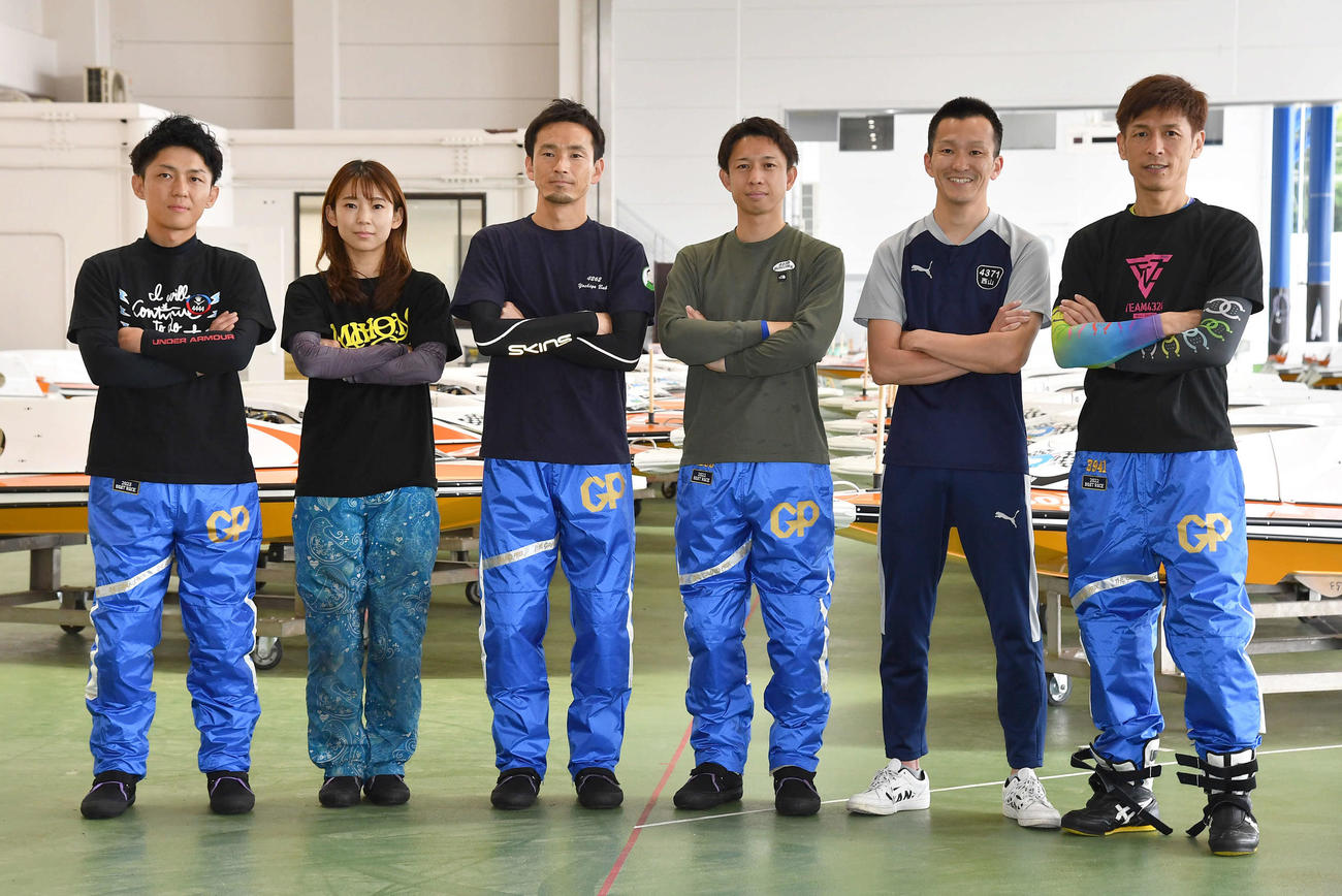 ドリーム戦に出場する、右から1号艇・池田浩二、2号艇・西山貴浩、3号艇・毒島誠、4号艇・馬場貴也、5号艇・守屋美穂、6号艇・桐生順平（撮影・岩下翔太）