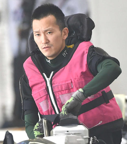 ドリーム戦2号艇の西山貴浩（撮影・岩下翔太）
