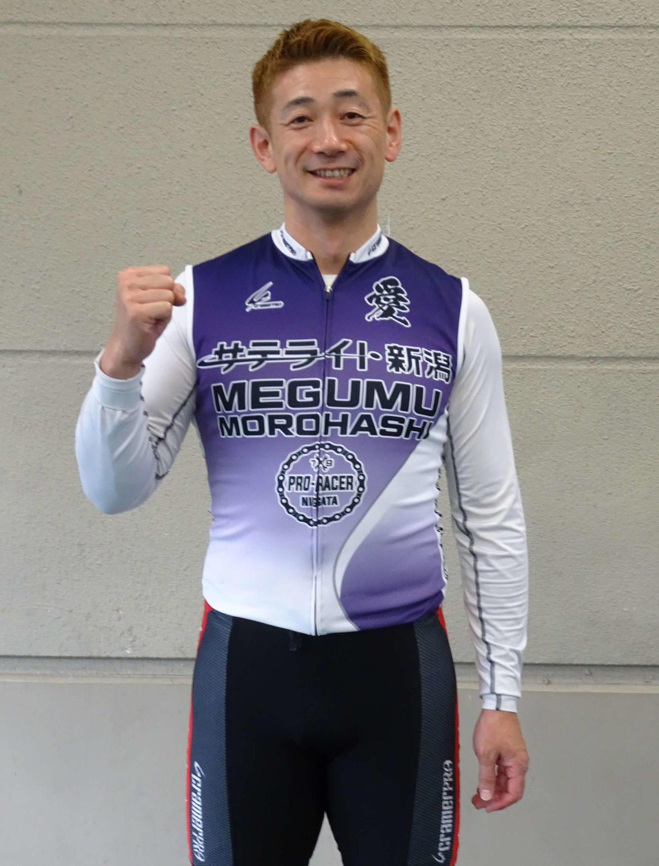 落車にもめげず、諸橋愛は力走する