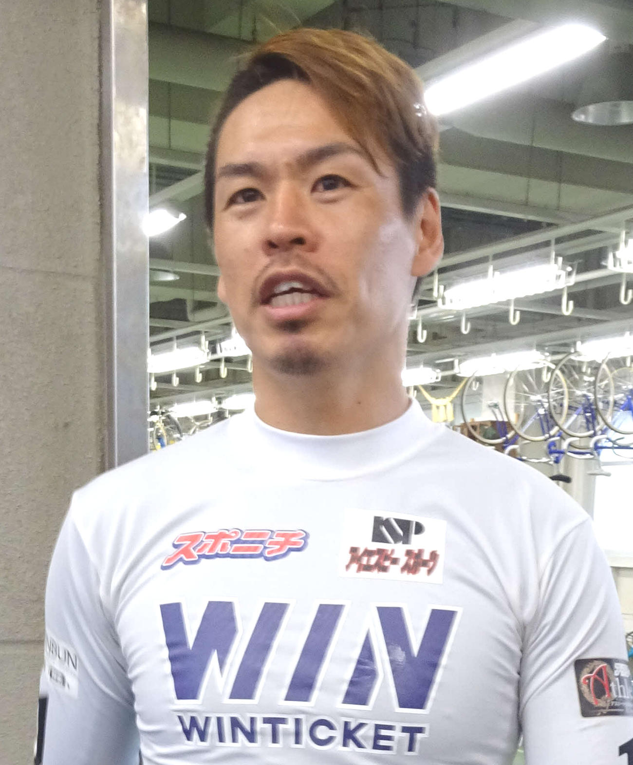 初日に大外一気の追い込みを決めた浅井康太