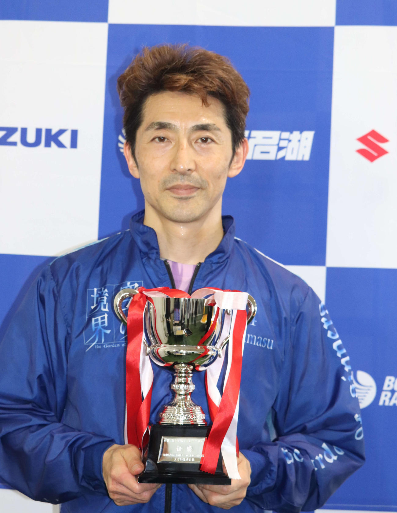 徳増秀樹が通算100度目の優勝を地元で飾った