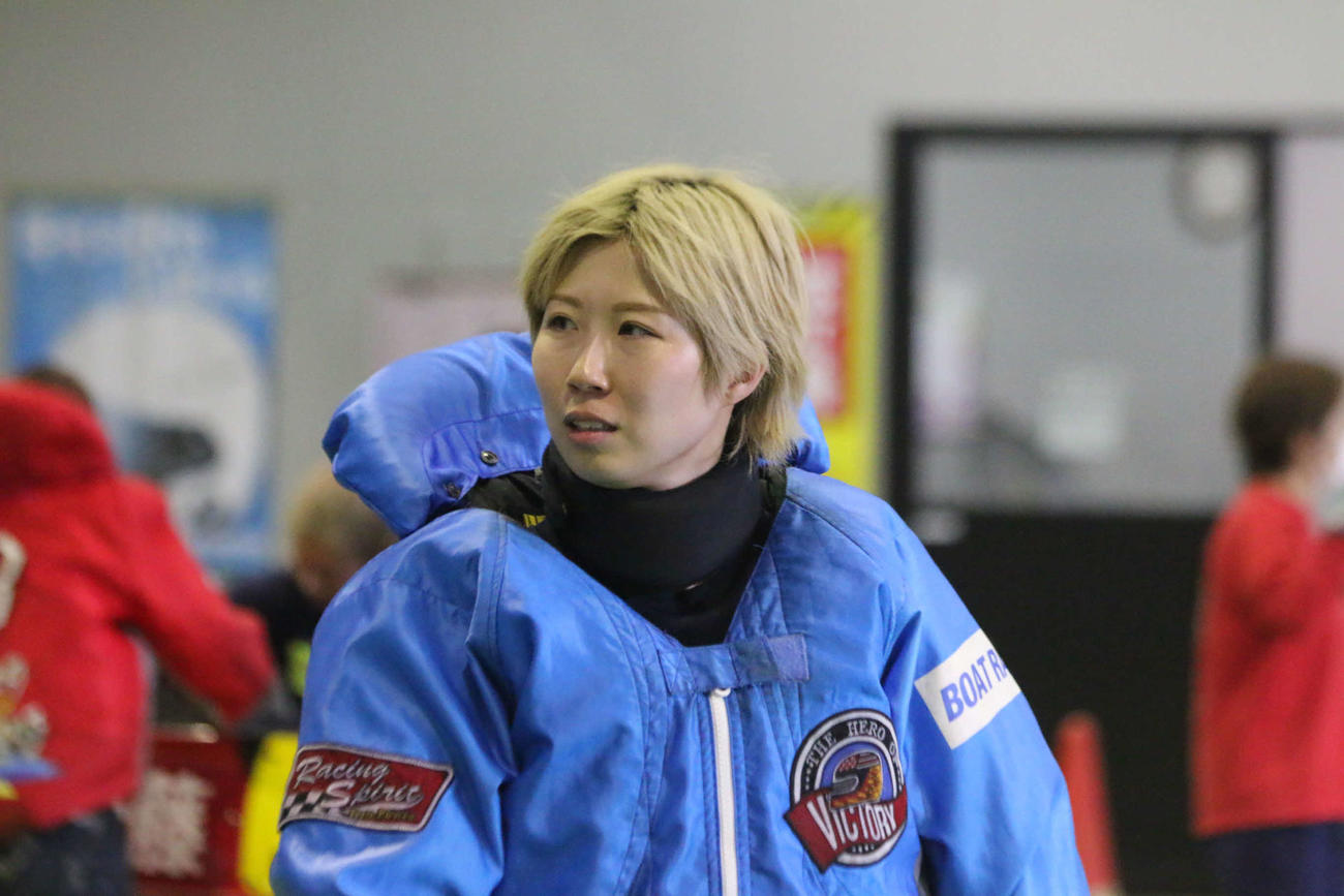 前回、松尾夏海が強力な伸びを披露した45号機を手にした野田部宏子