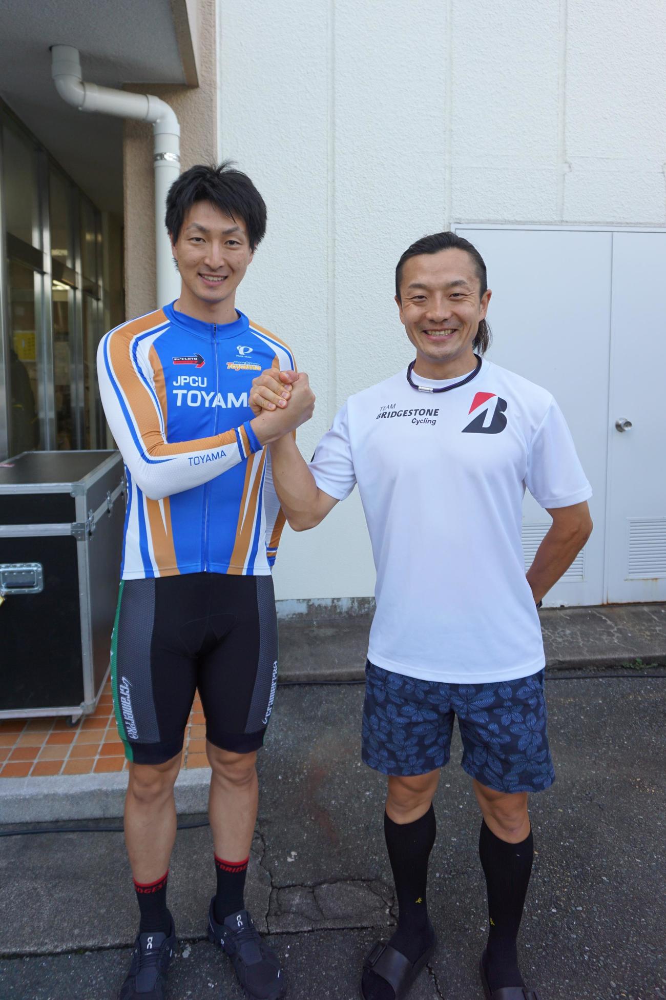 近谷涼（左）と窪木一茂が久々の再会を果たした