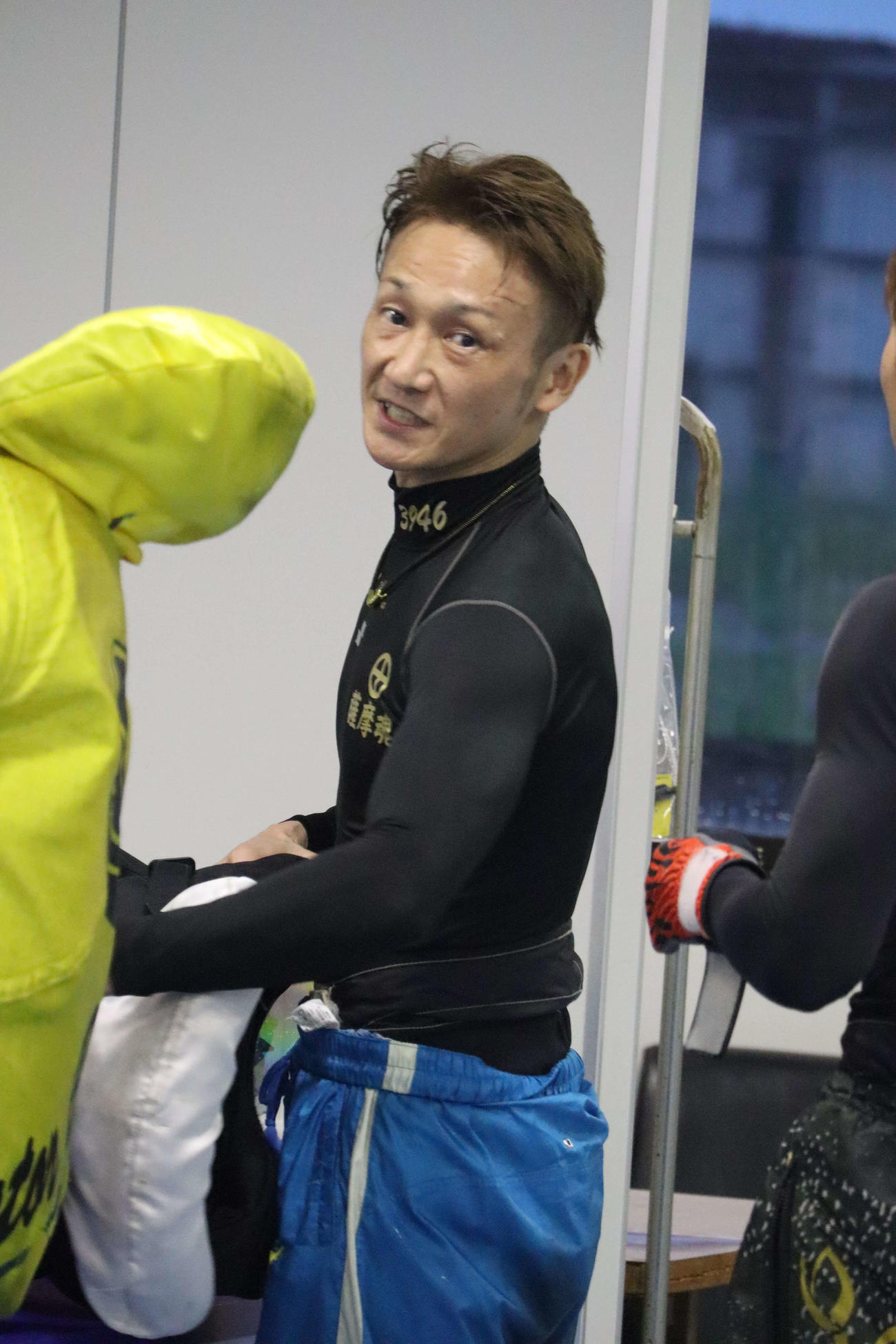 さすがは地元の看板レーサー。赤岩善生がオール2連対の活躍で、予選を2位でクリアした