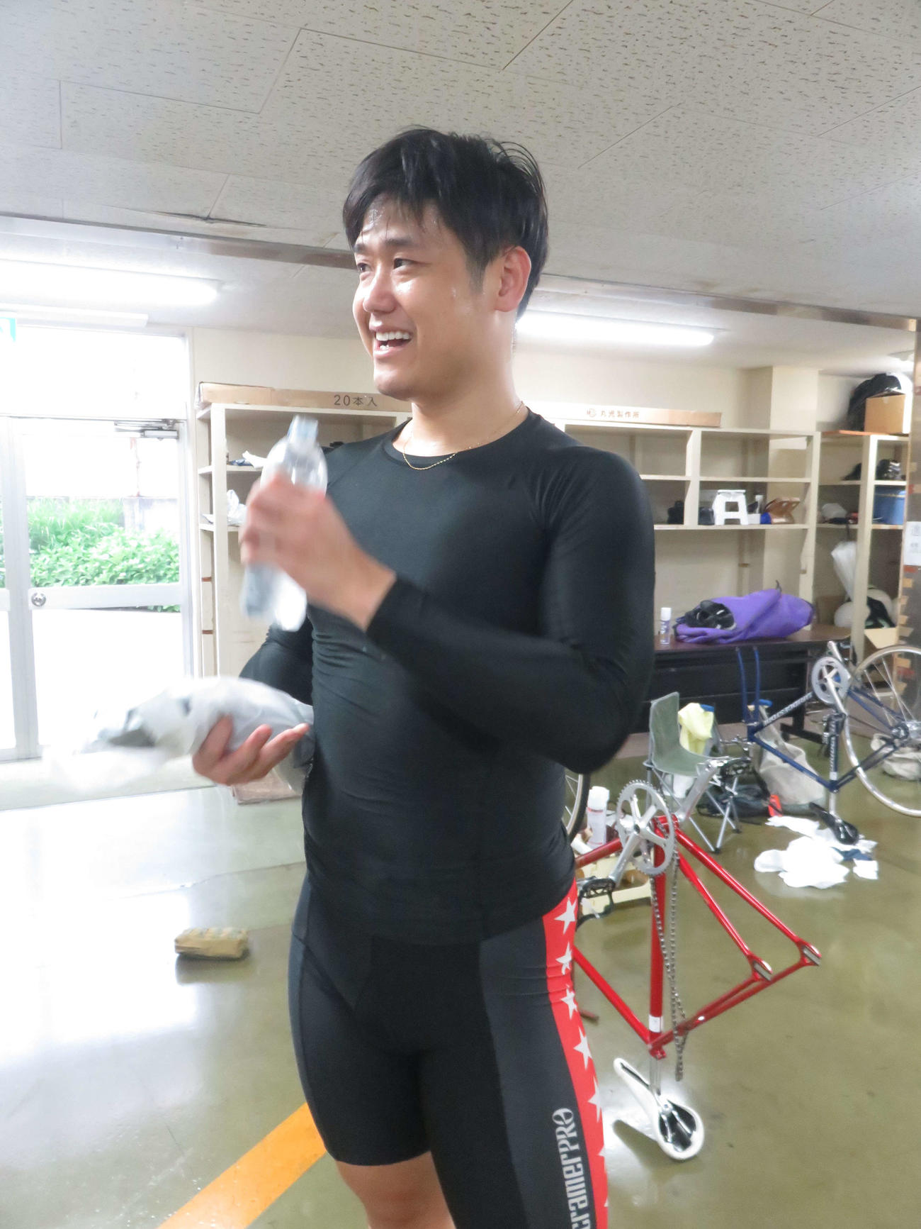 鼻の手術後初戦を終え、安堵（あんど）の表情の松川高大