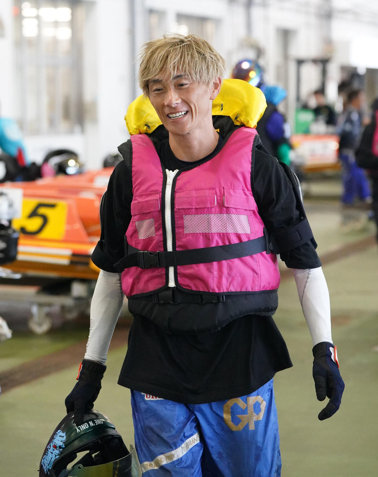 峰竜太