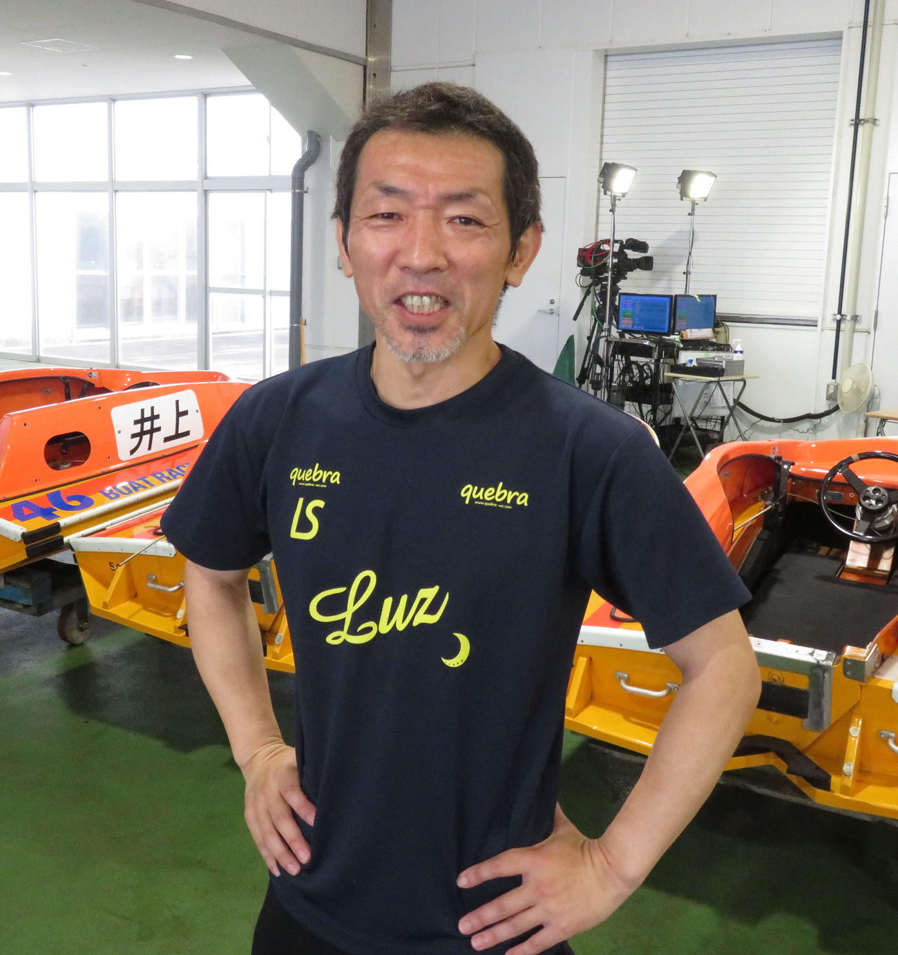3939渡辺真至が優勝戦1枠。「胃が痛くなってきた」とプレッシャーを感じつつある。（撮影・古村亮）＝2023年8月7日、浜名湖ボート場