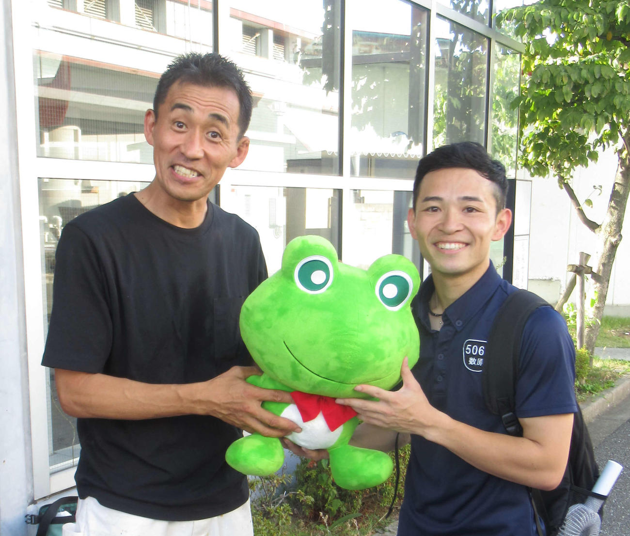 探偵ナイトスクープの石田靖と数原魁が21年ぶり感動の再会（撮影・山田敏明）
