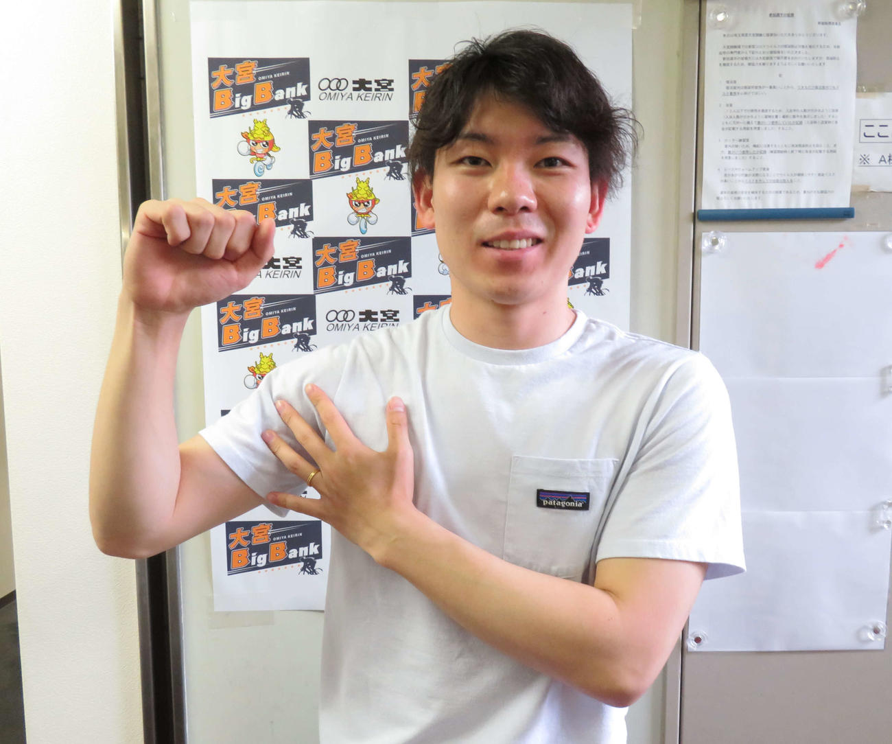 右鎖骨のワイヤーを除去して、調子上向き鈴木涼介（撮影・栗田文人）