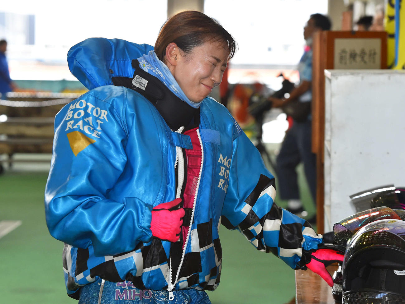 勝負駆けで6着に終わった守屋美穂は、さすがに落胆の表情