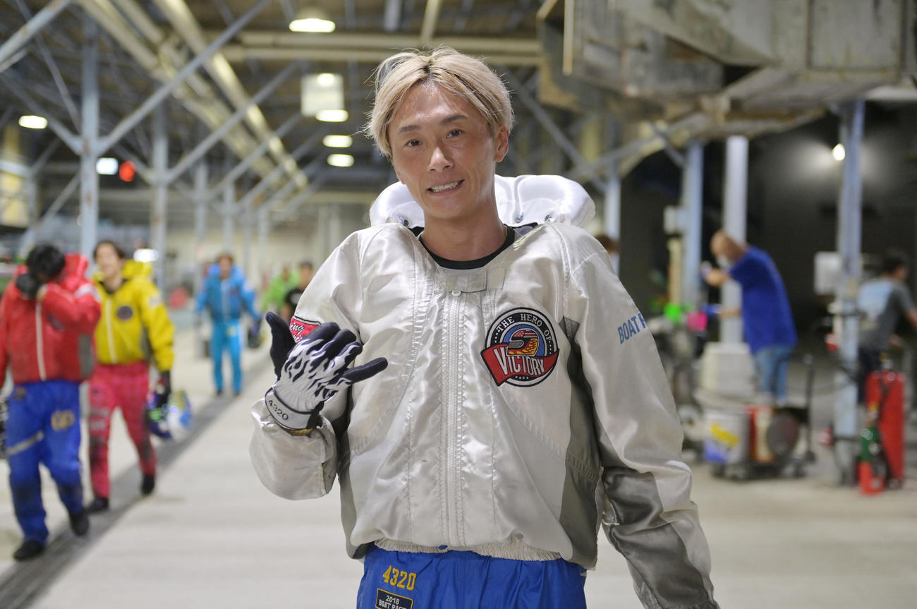 G1第51回高松宮記念特別競走　11R1着でゴールした峰竜太（撮影・滝沢美穂子）