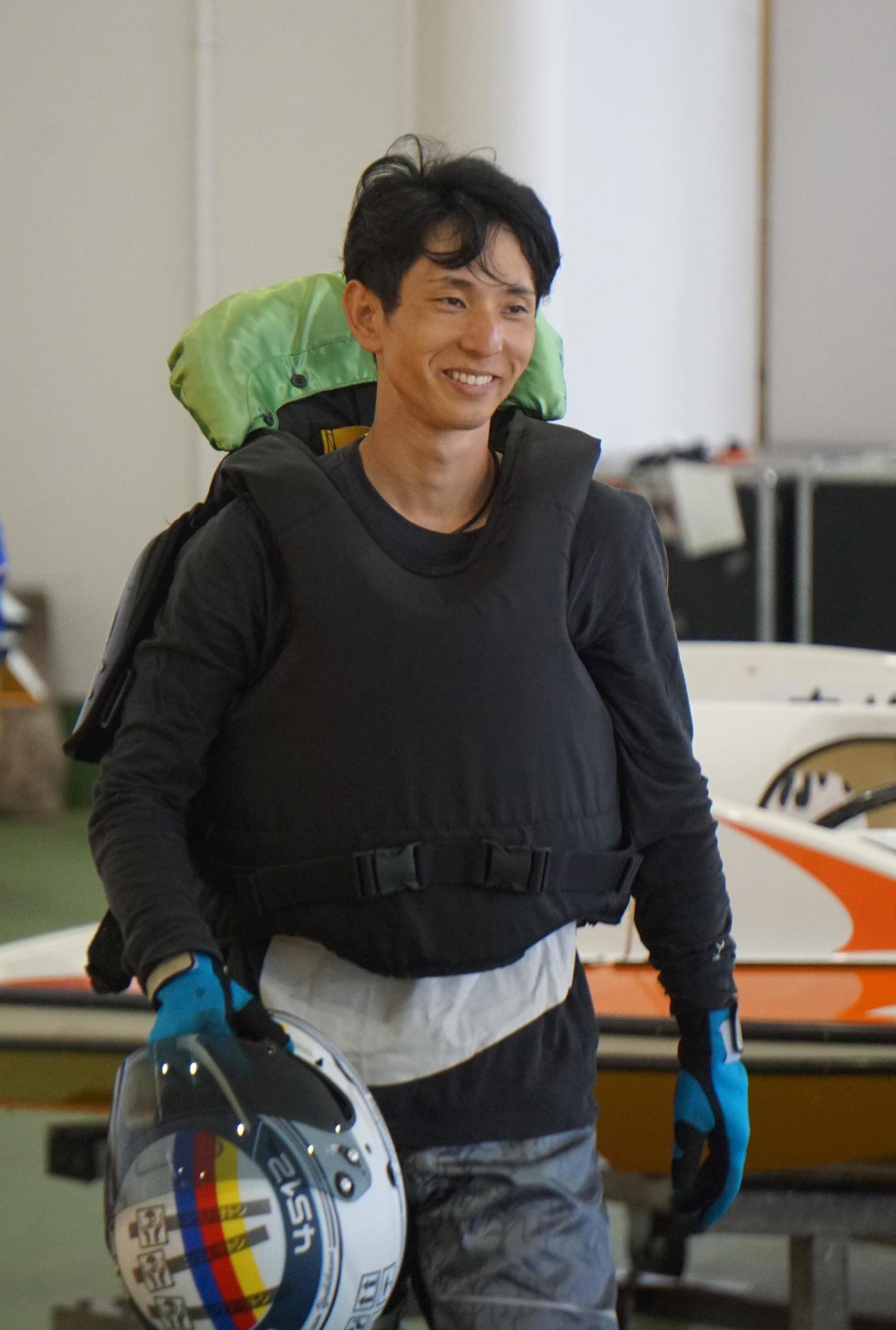 高野哲史が初日連勝発進を飾った