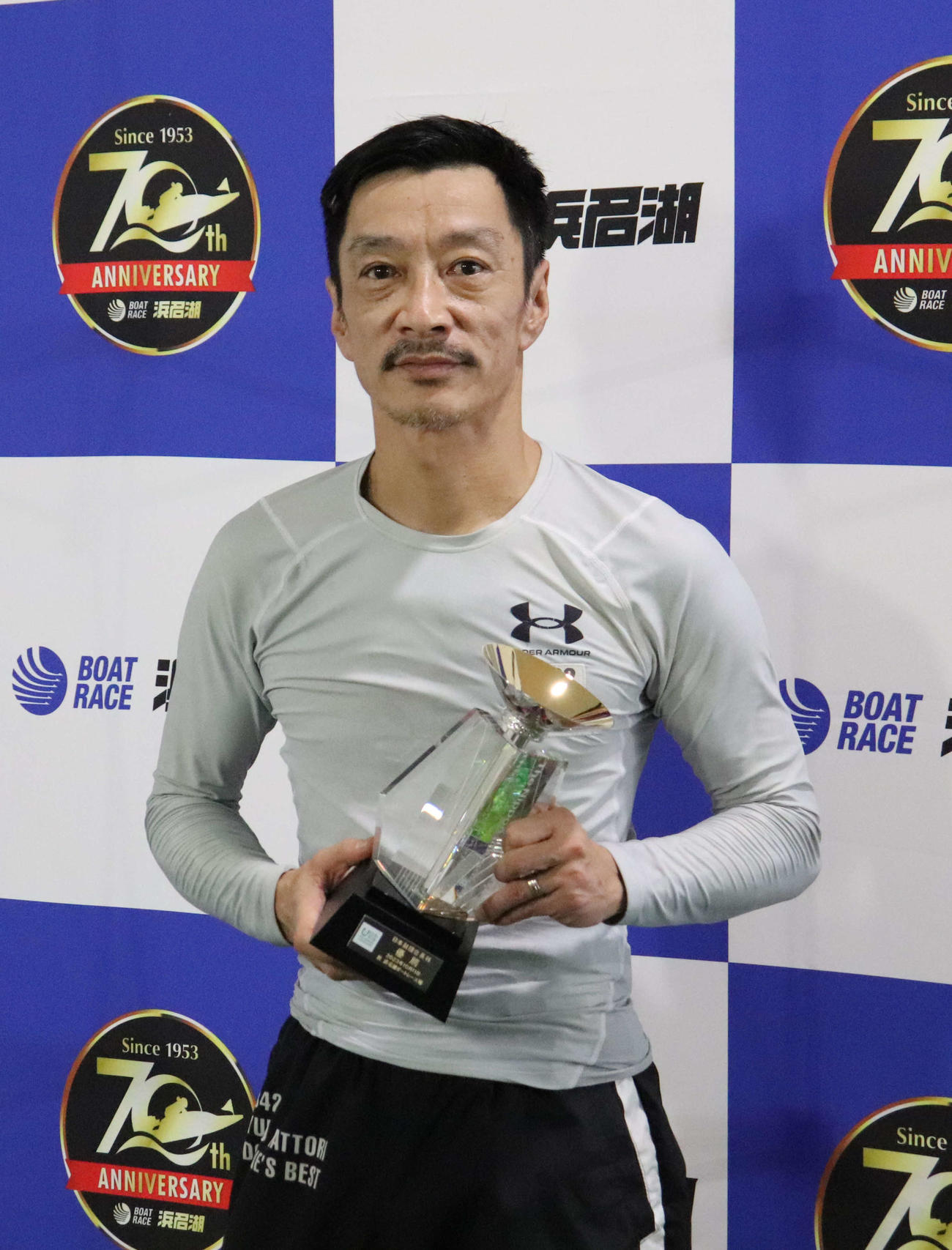 服部幸男が2日目から6連勝で優勝を飾った