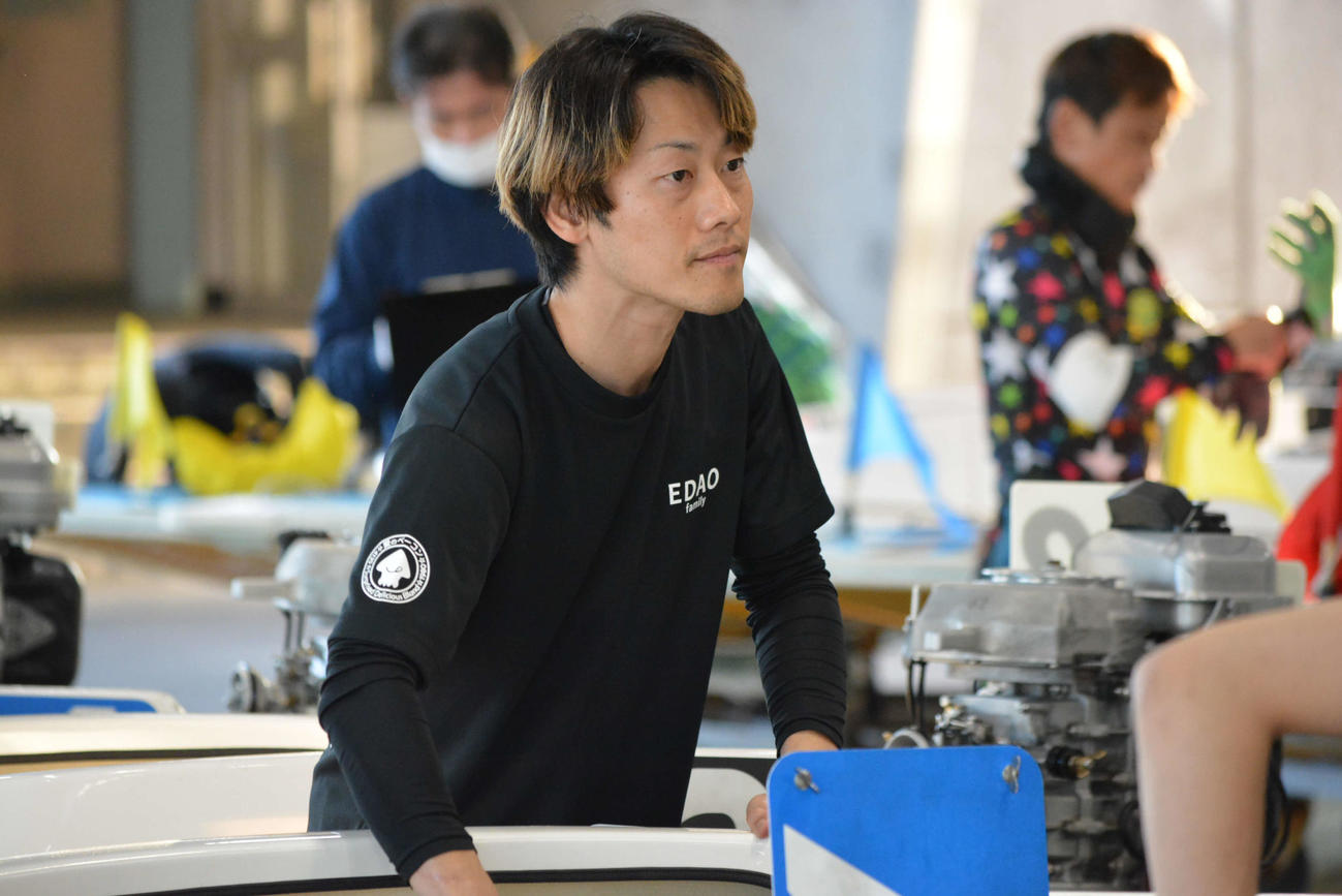 枝尾賢が機力の底上げを図る