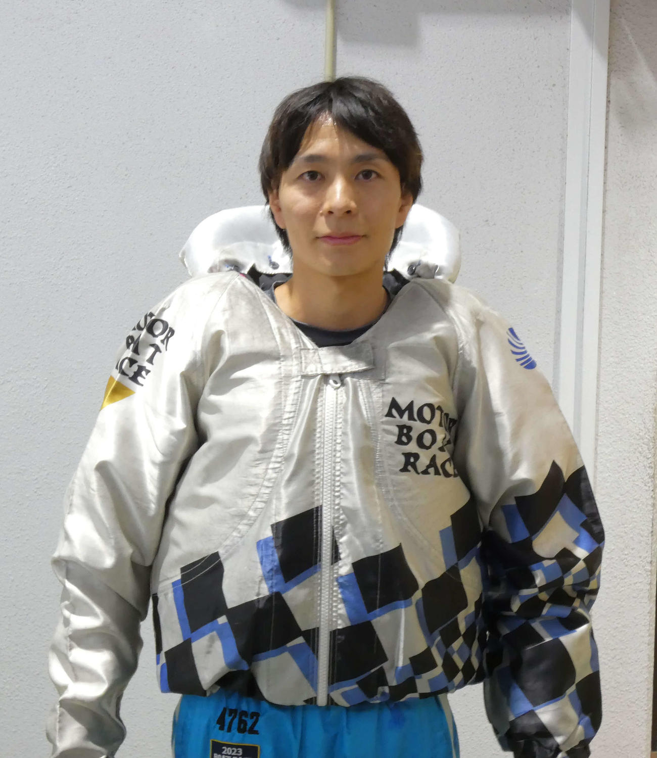 地元の藤原啓史朗が12R優勝戦1枠に乗る（撮影・前原一樹）