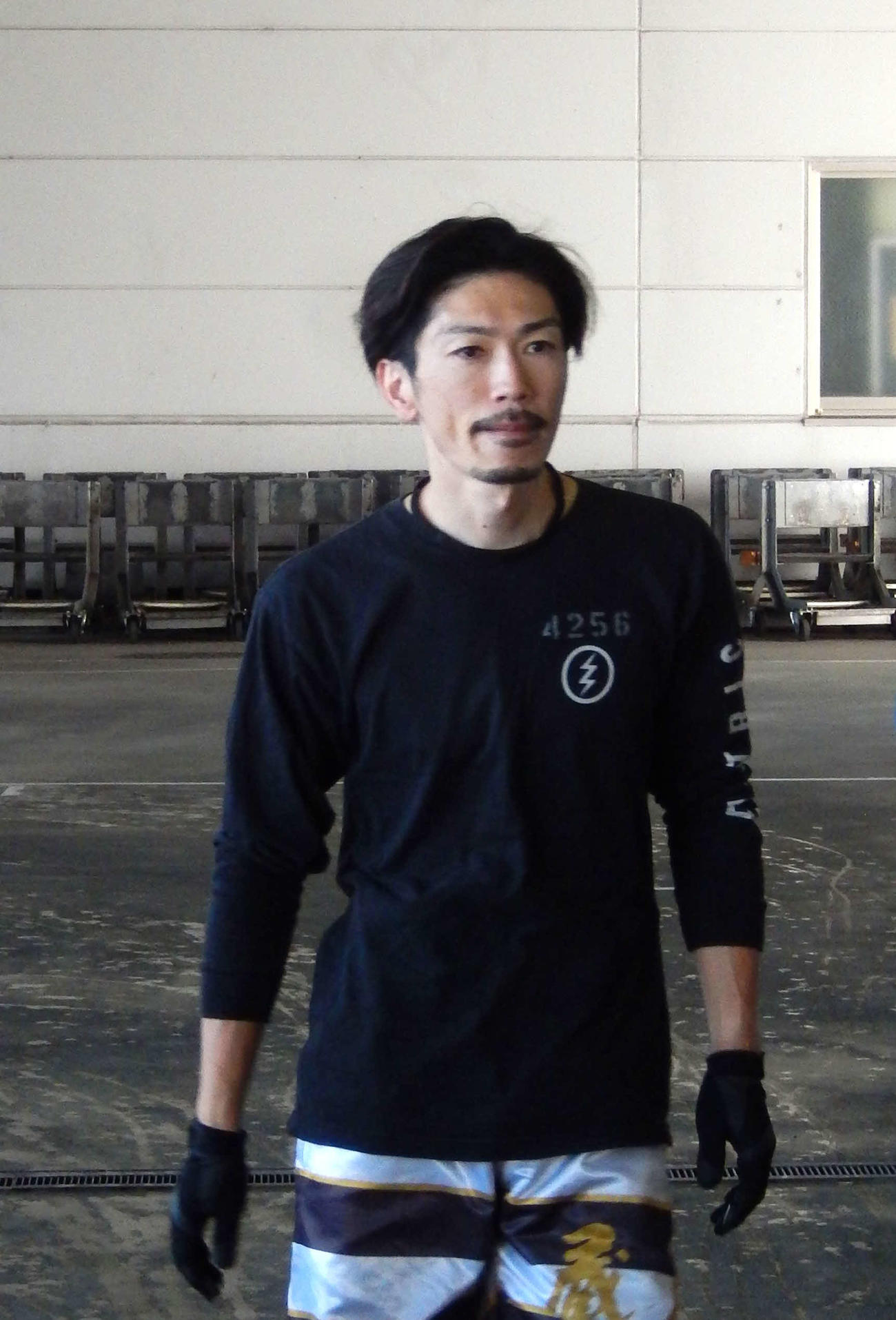 渡辺浩司がエース57号機のパワーで、予選トップ通過を決める