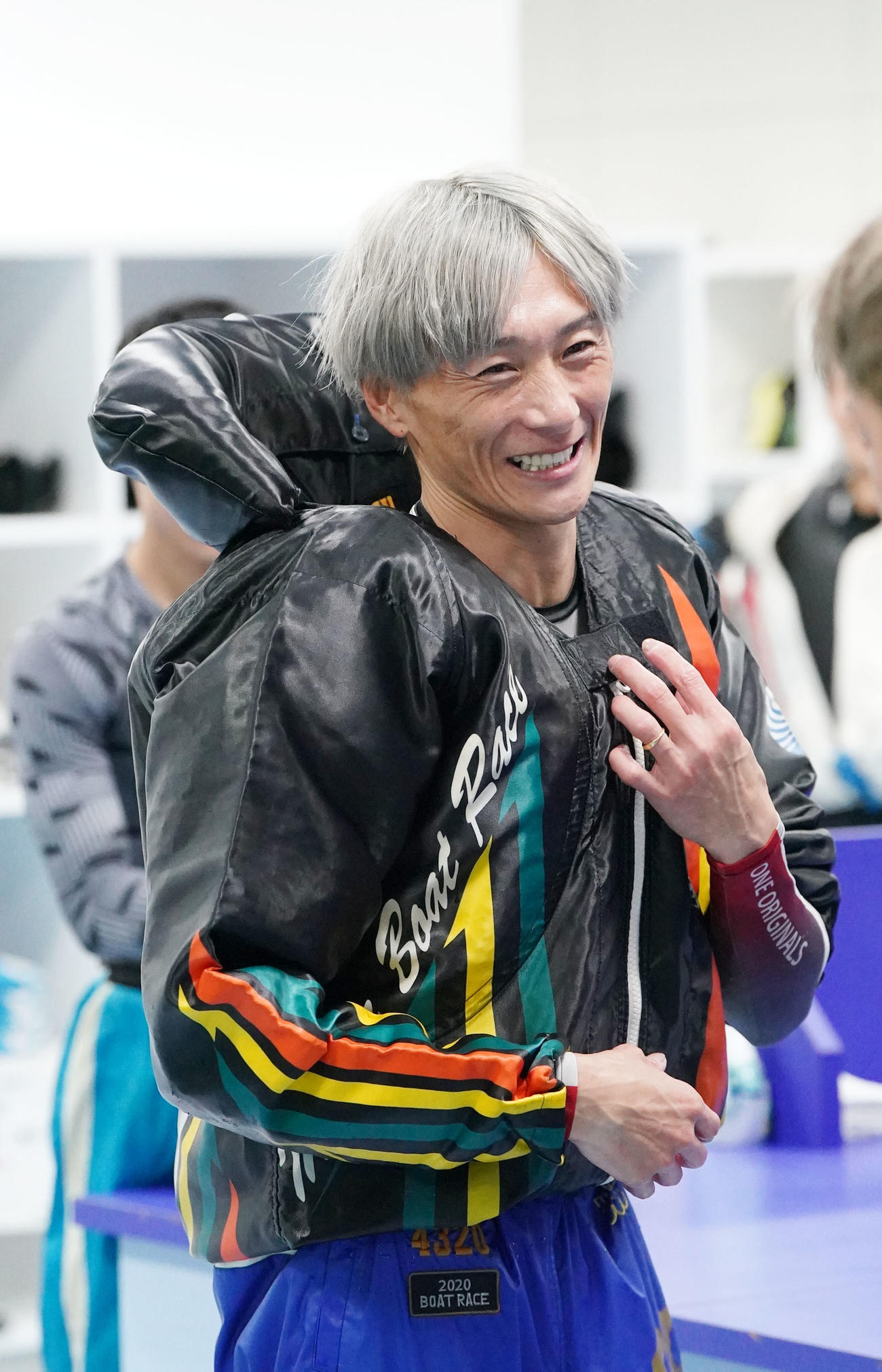峰竜太（撮影・森本幸一）
