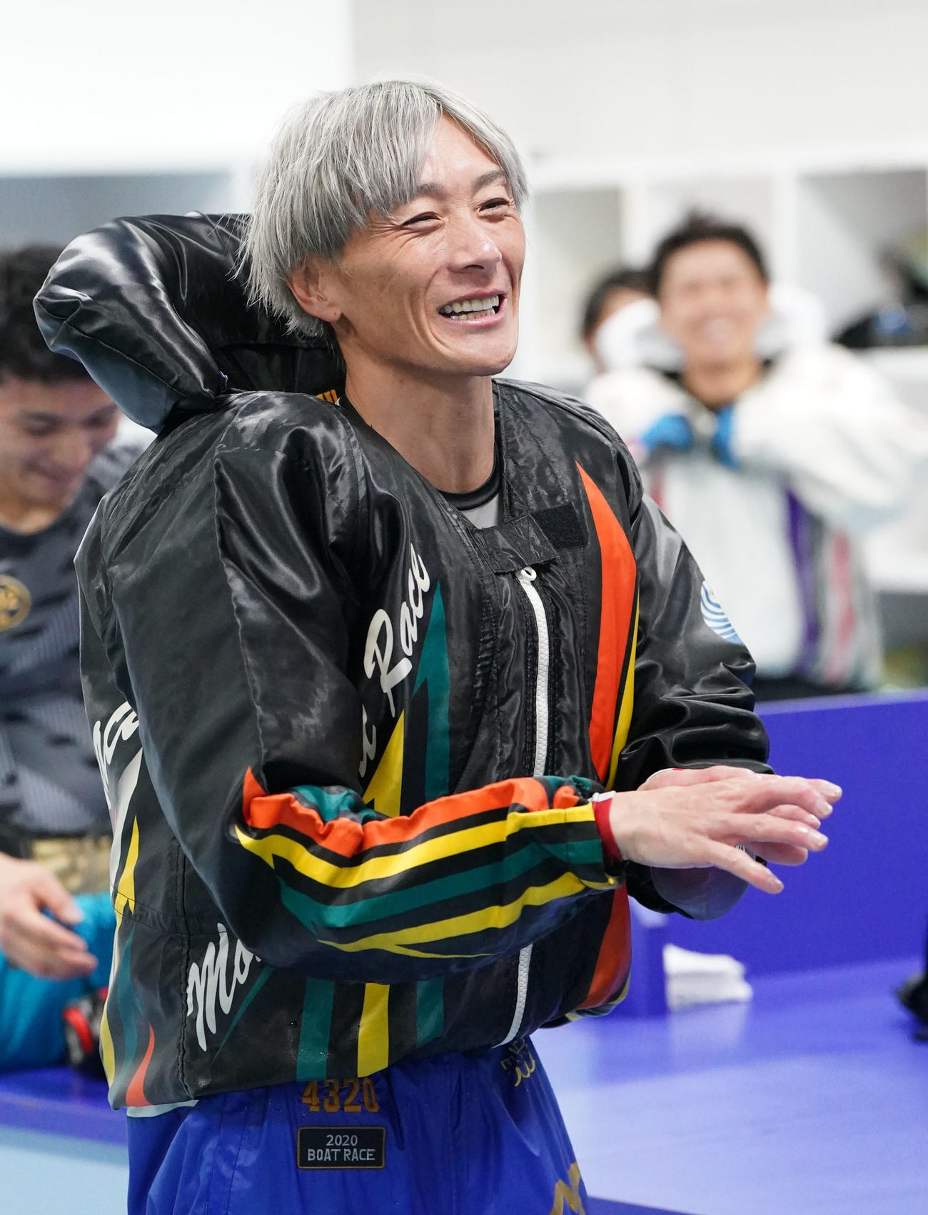 峰竜太（撮影・森本幸一）