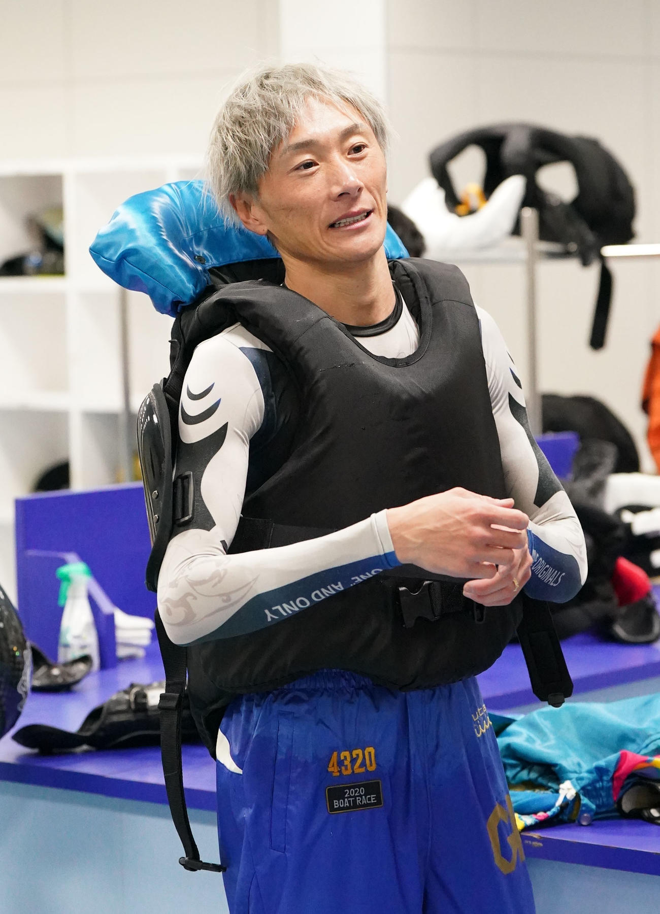 峰竜太（撮影・森本幸一）