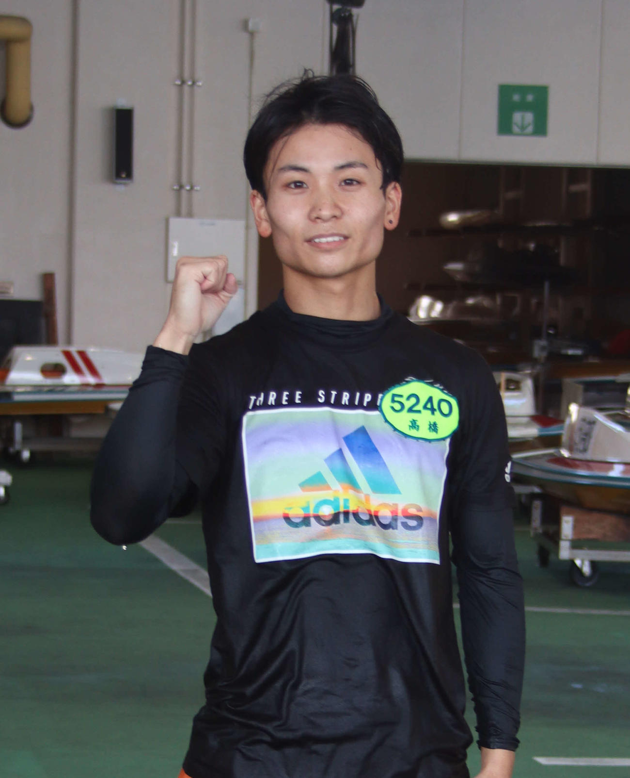 福岡初日2R、高橋龍治は差しを決めてデビュー初勝利を挙げた