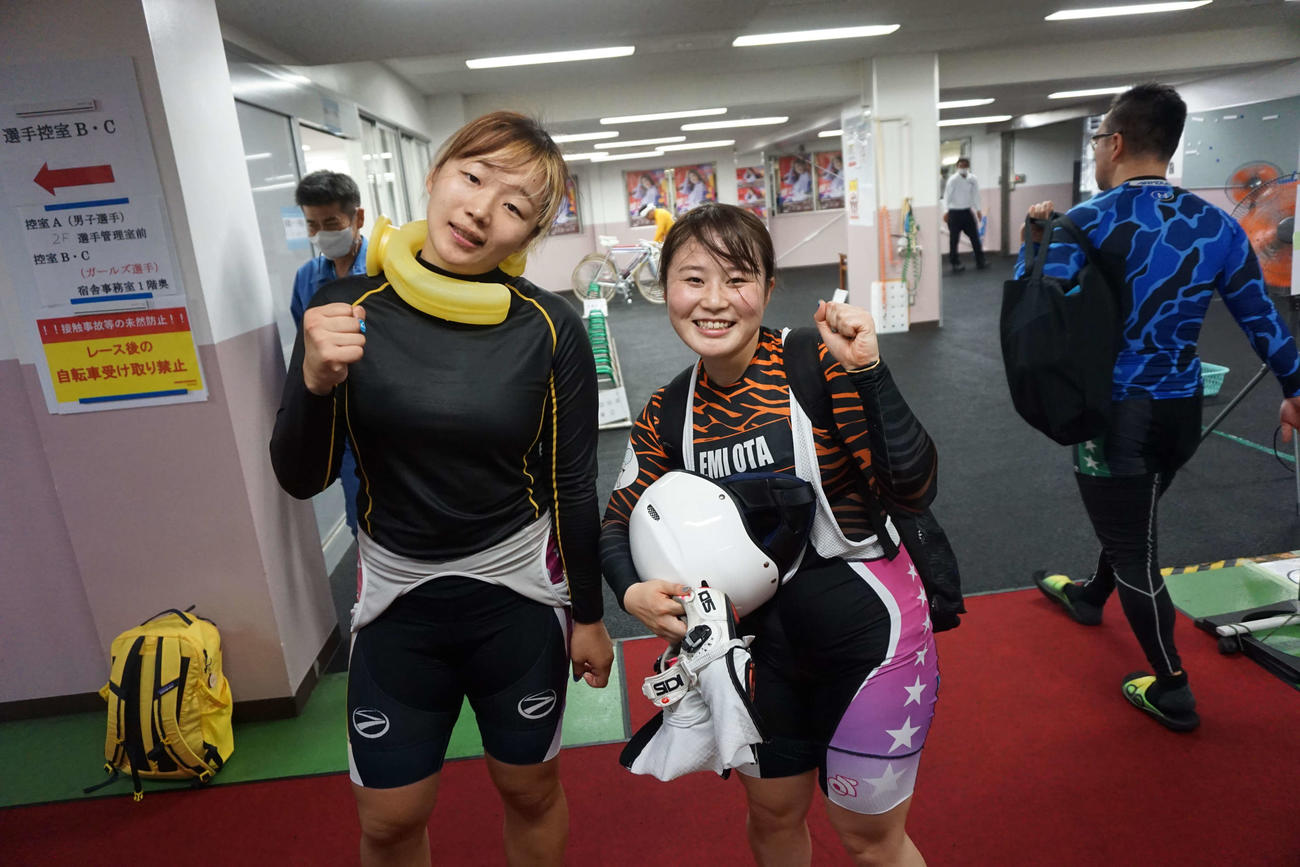 太田瑛美は逃げて3着の結果に納得（左は鈴木美教）（撮影・松井律）