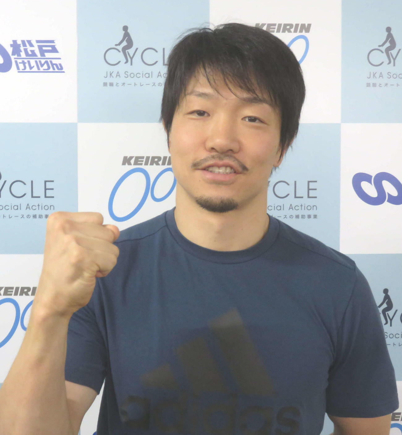 特選シード漏れの憂さを晴らしたい近藤隆司