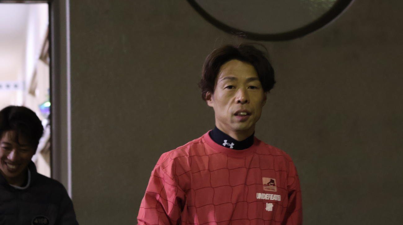 優勝戦は4枠の地元・江夏満が、カドから攻める