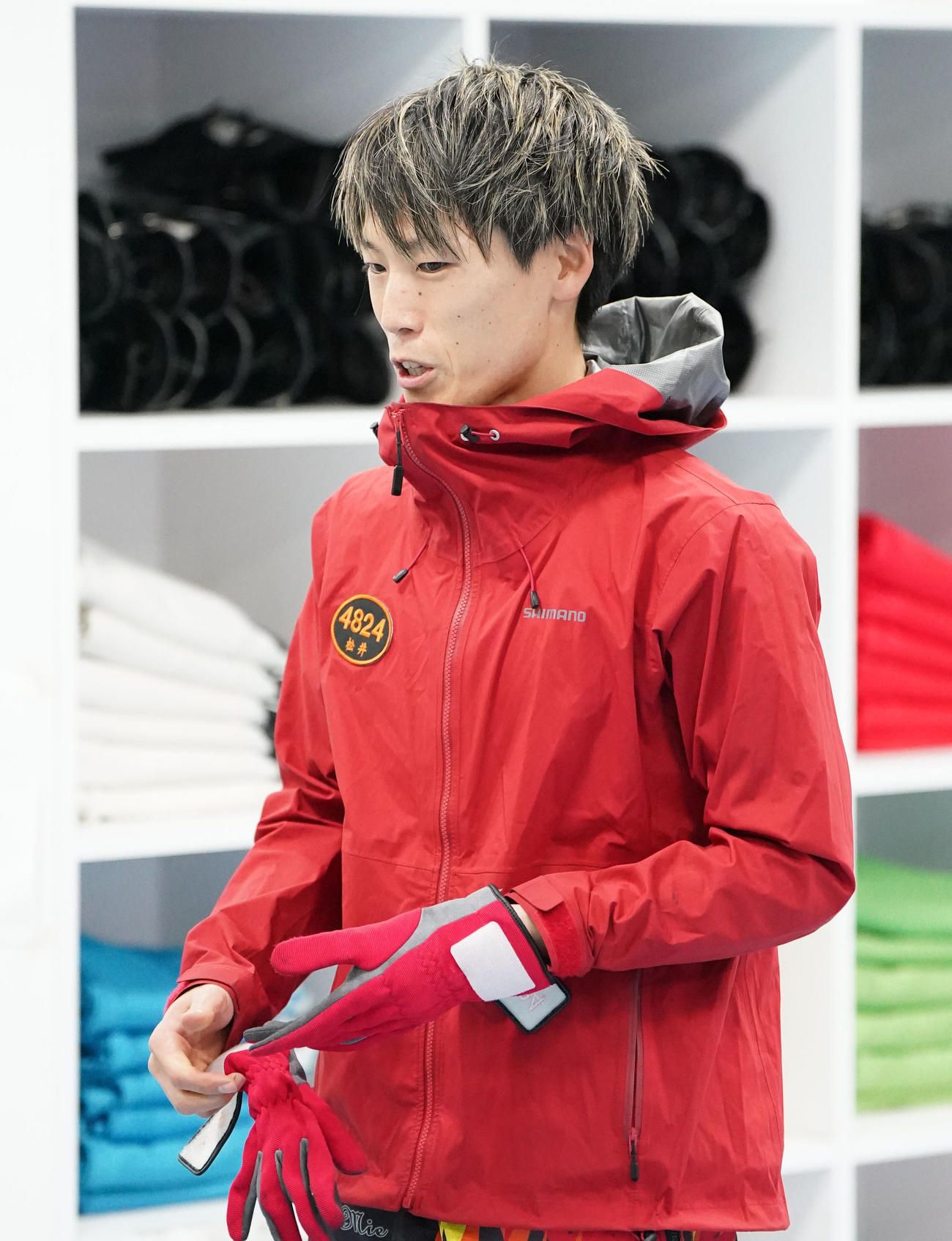 松井洪弥