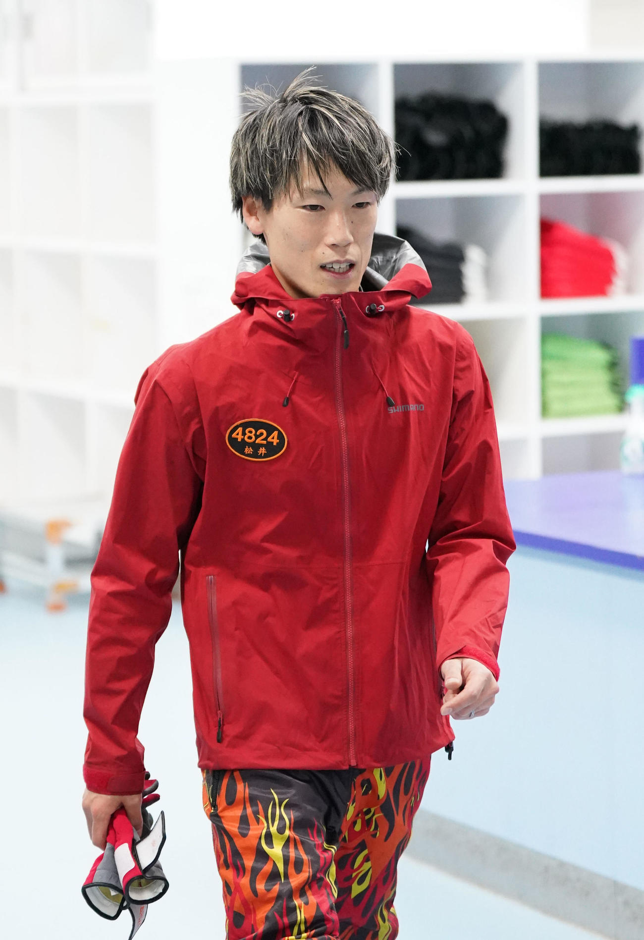 松井洪弥