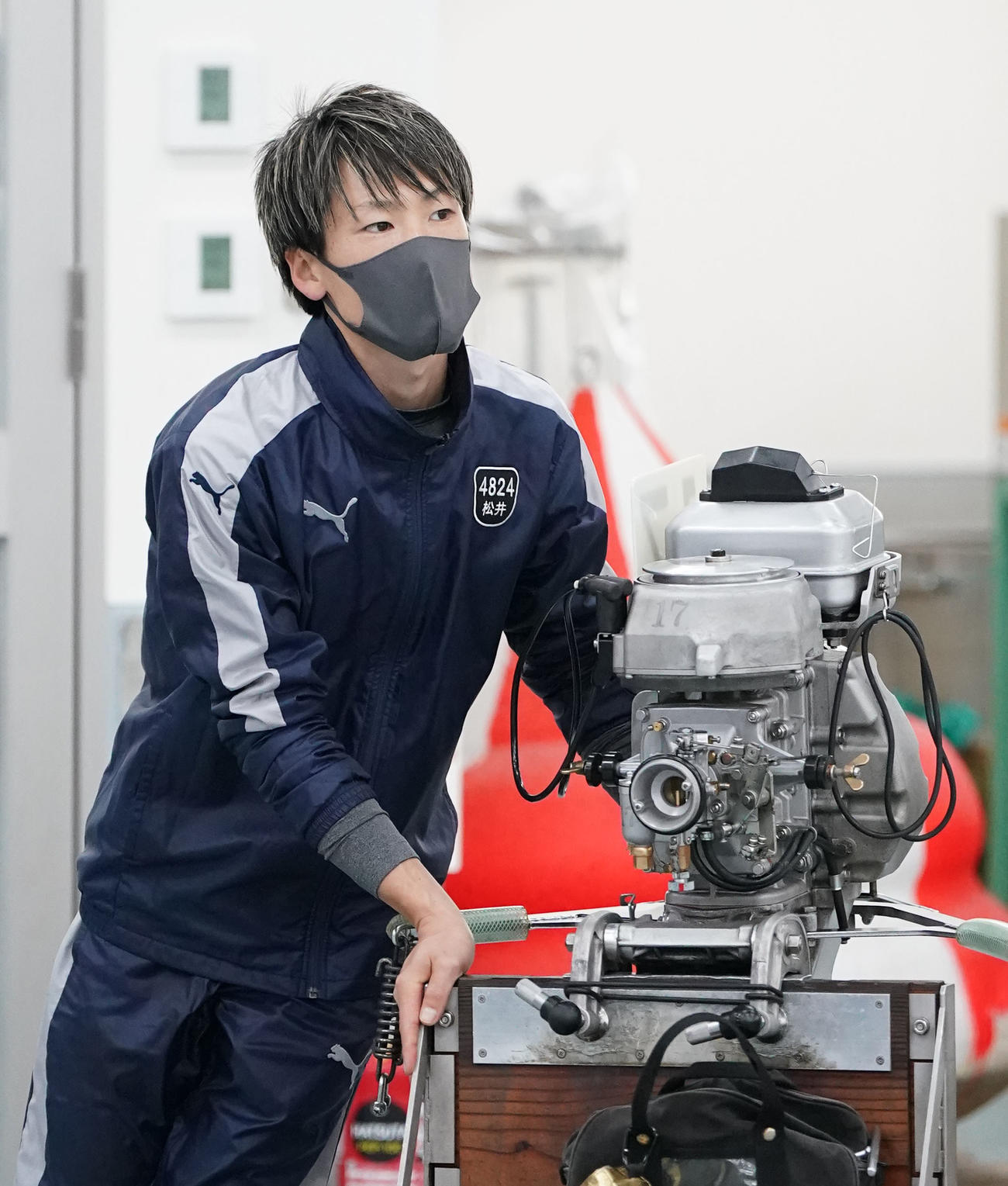 松井洪弥