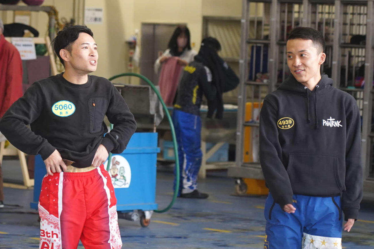 宮之原輝紀（右）は準優12Rを逃げ、優勝戦も絶好枠。左は数原魁