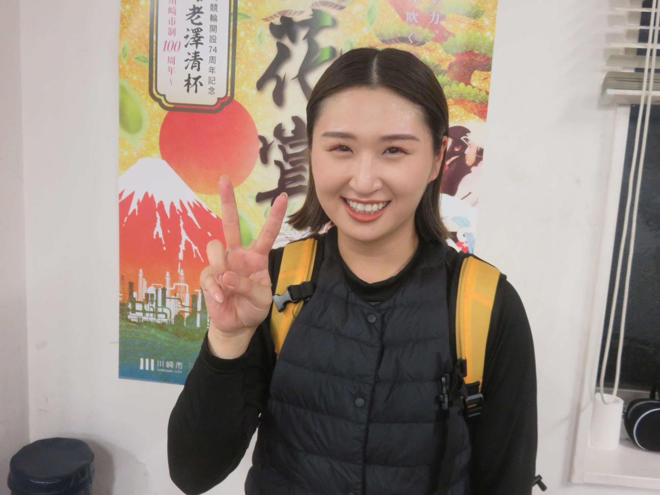 加藤舞は1着にピースサイン