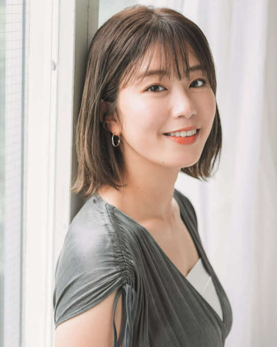 稲村亜美（撮影・下田直樹）