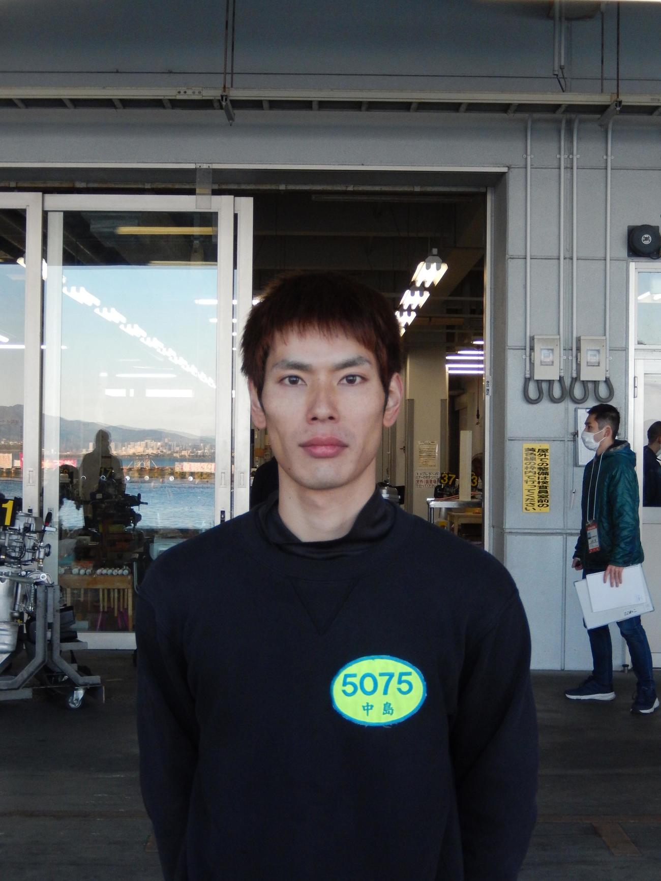 今年デビュー初優勝の中島秀治が、成長ぶりを披露する