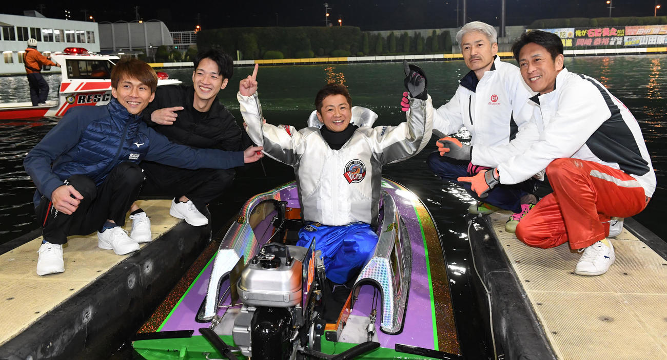 第38回グランプリ最終日　グランプリ　優勝した4168石野貴之（撮影・前岡正明）