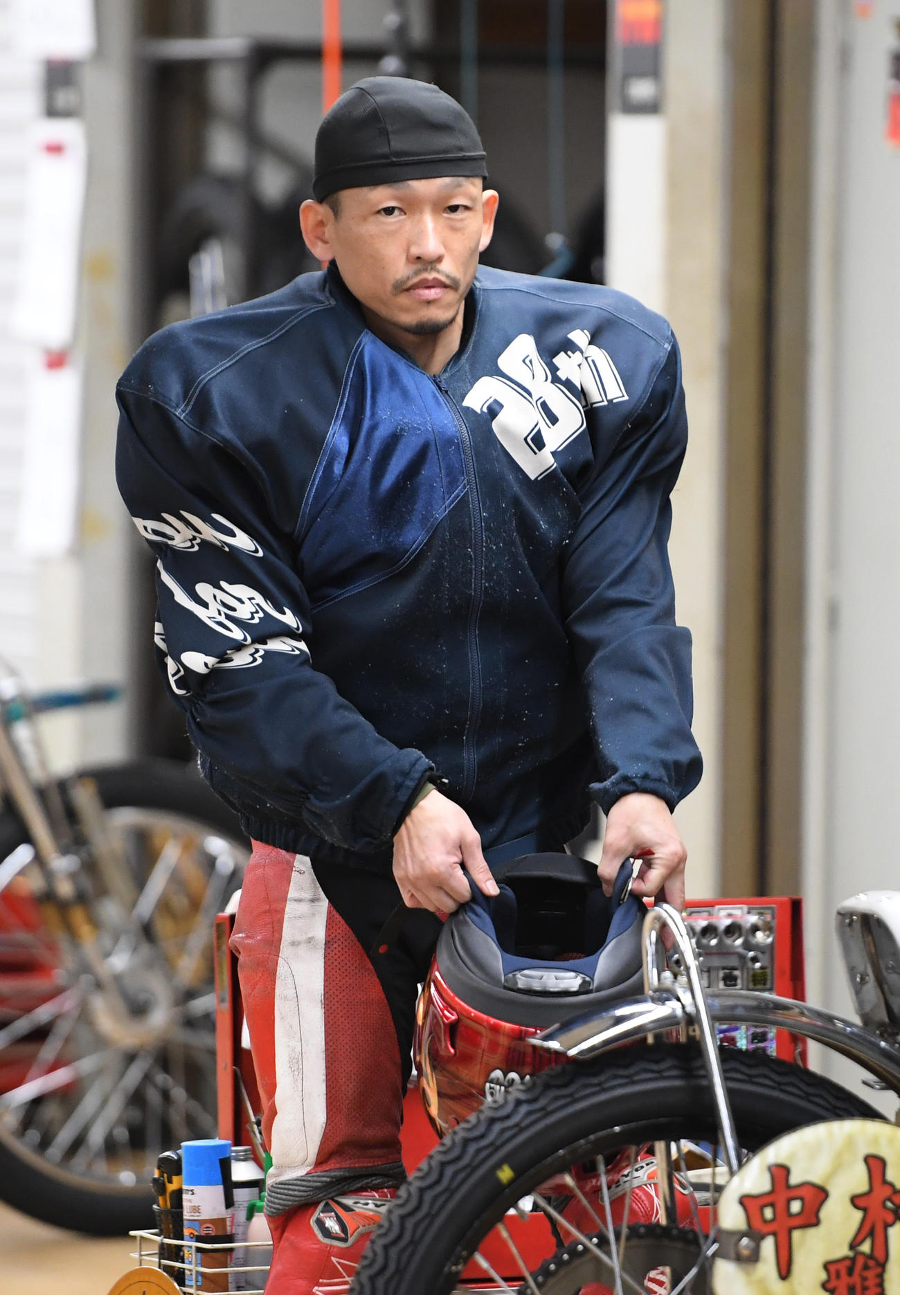 練習走行に向かう中村雅人（撮影・柴田隆二）