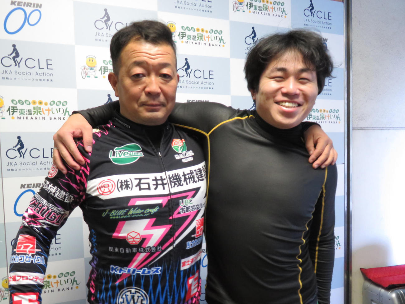 親子ほど年の離れた幸田望夢（右）と江連和洋が初日特選で上位独占を狙う（撮影・栗田文人）