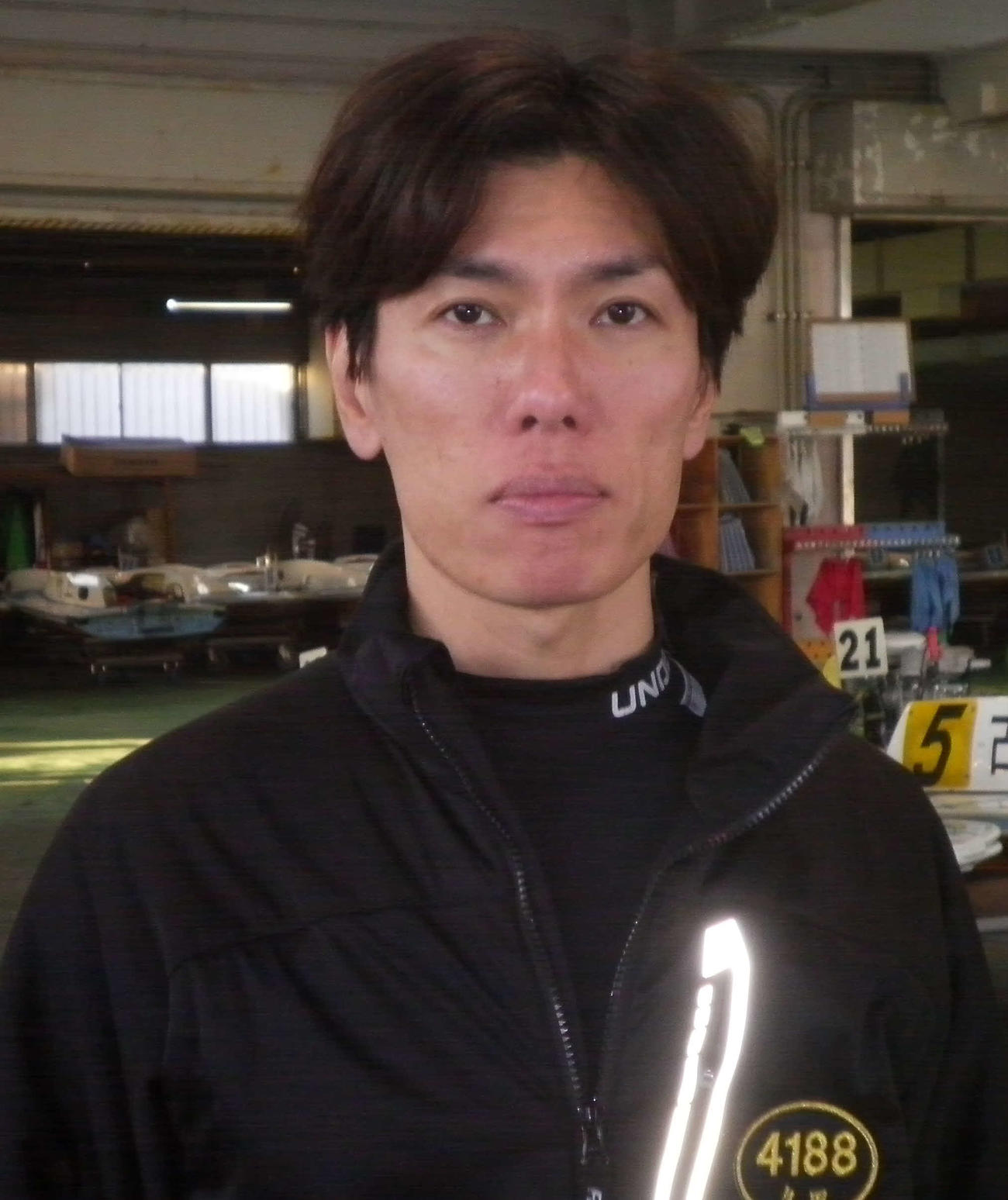 準優9R、久田敏之がインから先マイに持ち込む