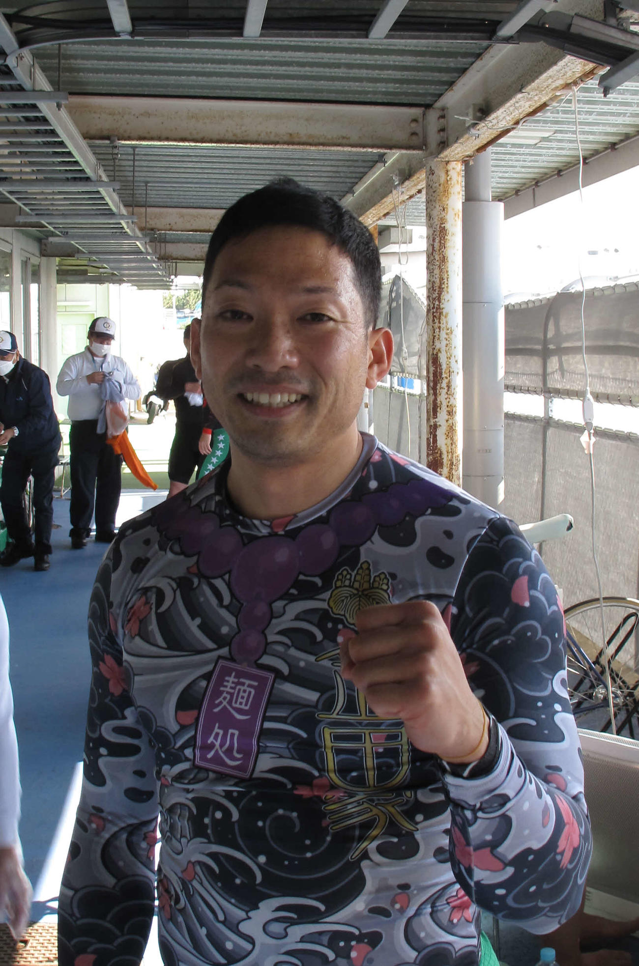 手応え十分の佐藤健太が決勝12Rで鋭く抜け出す（撮影：和田年弘）