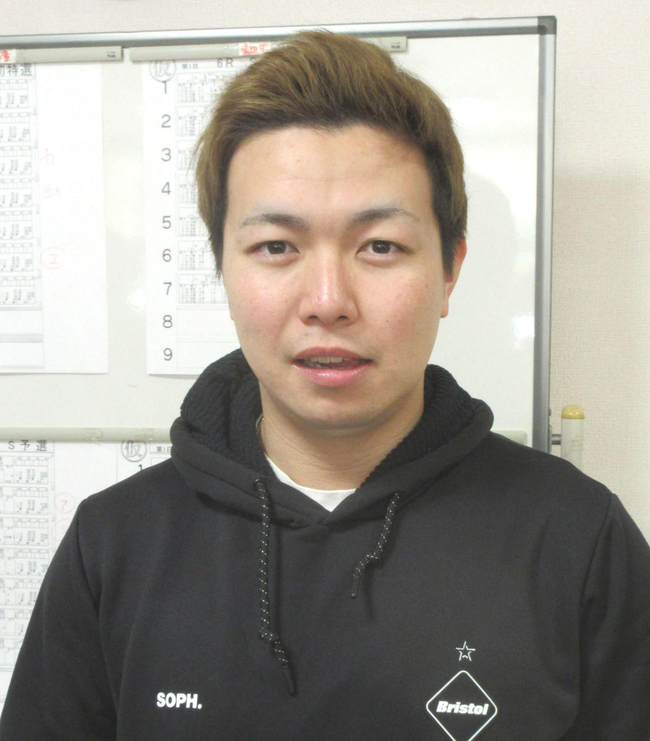 自在に立ち回る松岡辰泰