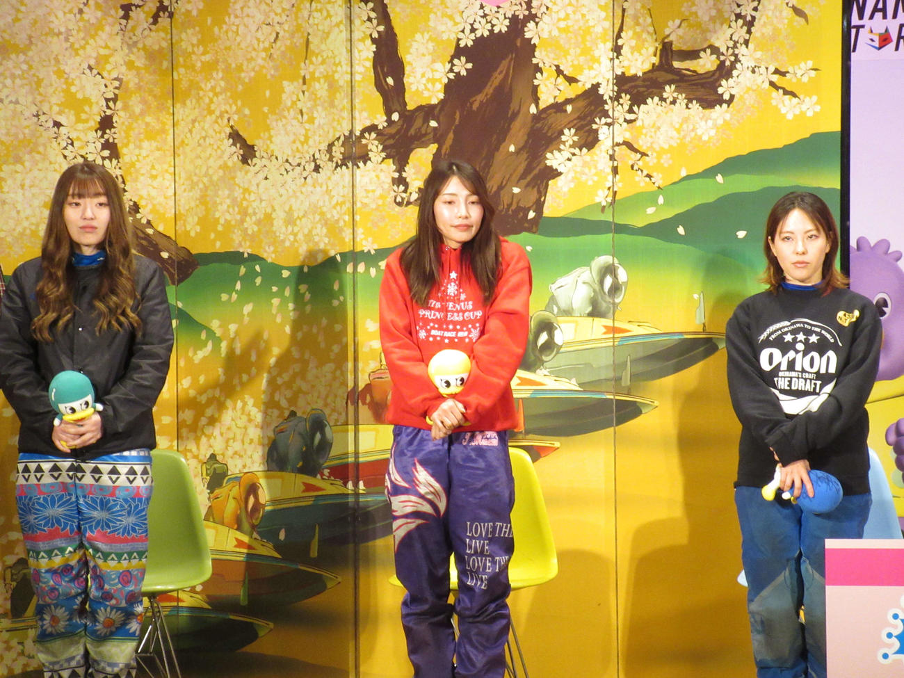 プリンセスドリーム12R。右から、4枠竹井奈美、5枠土屋南、6枠小芦るり華