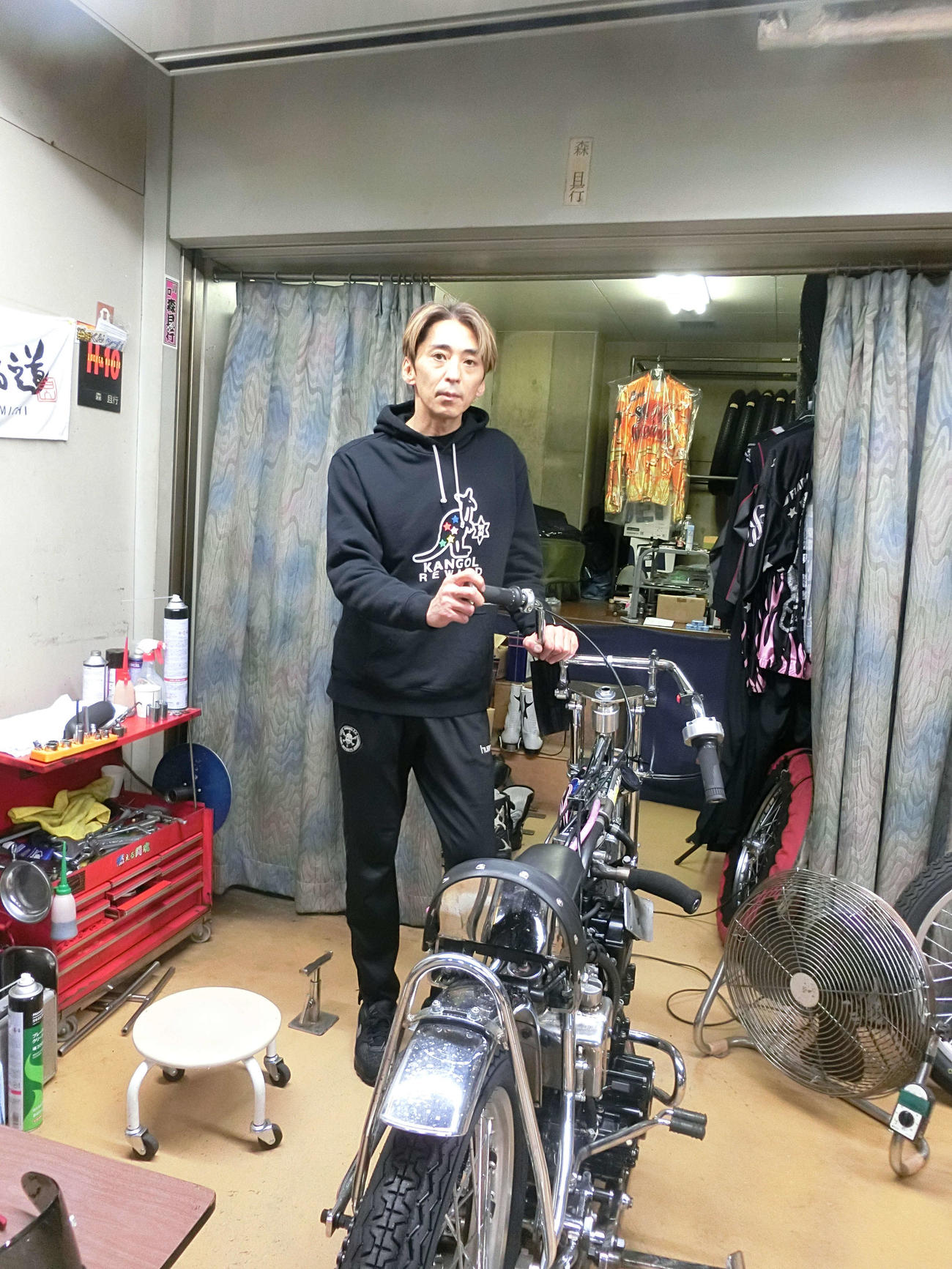 森且行は突然の雨に順応して今年初勝利を挙げた（撮影・海老原実）