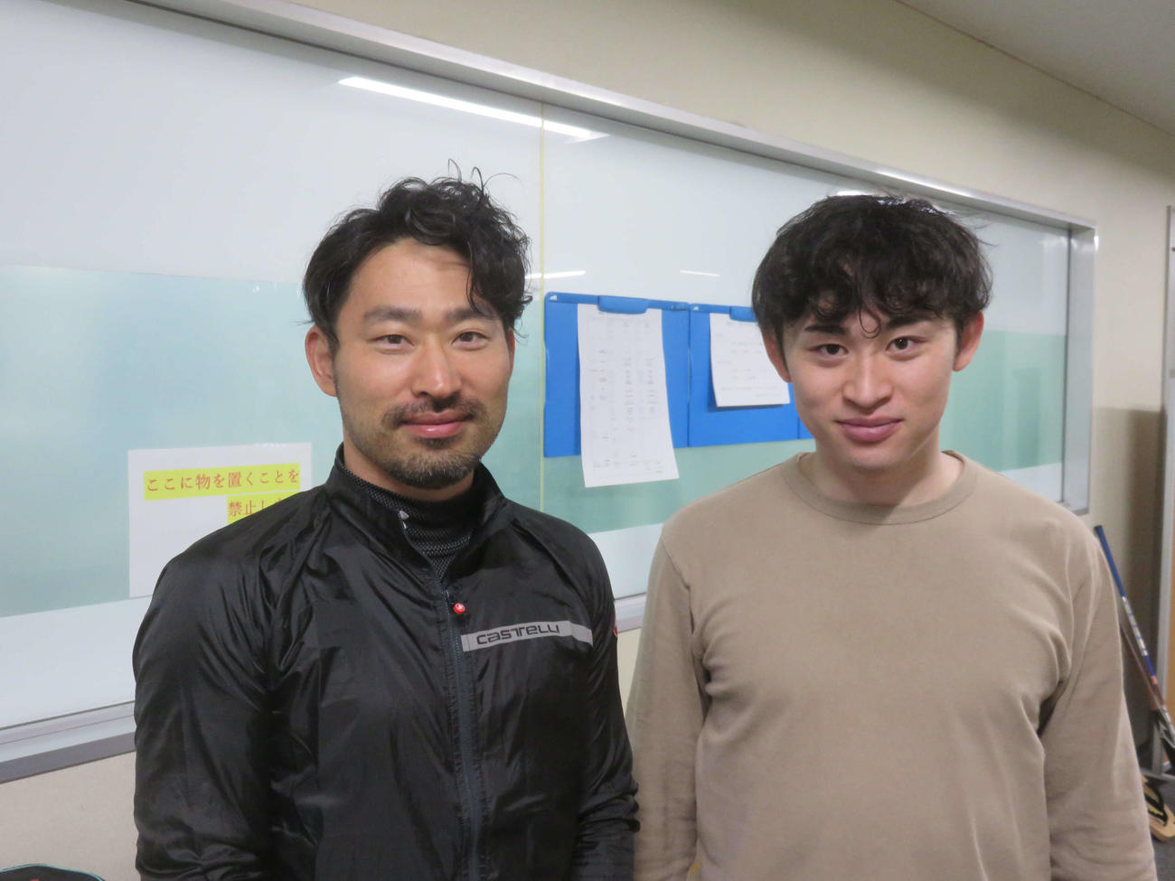 小川賢人（左）と橋本陸は初の師弟あっせん