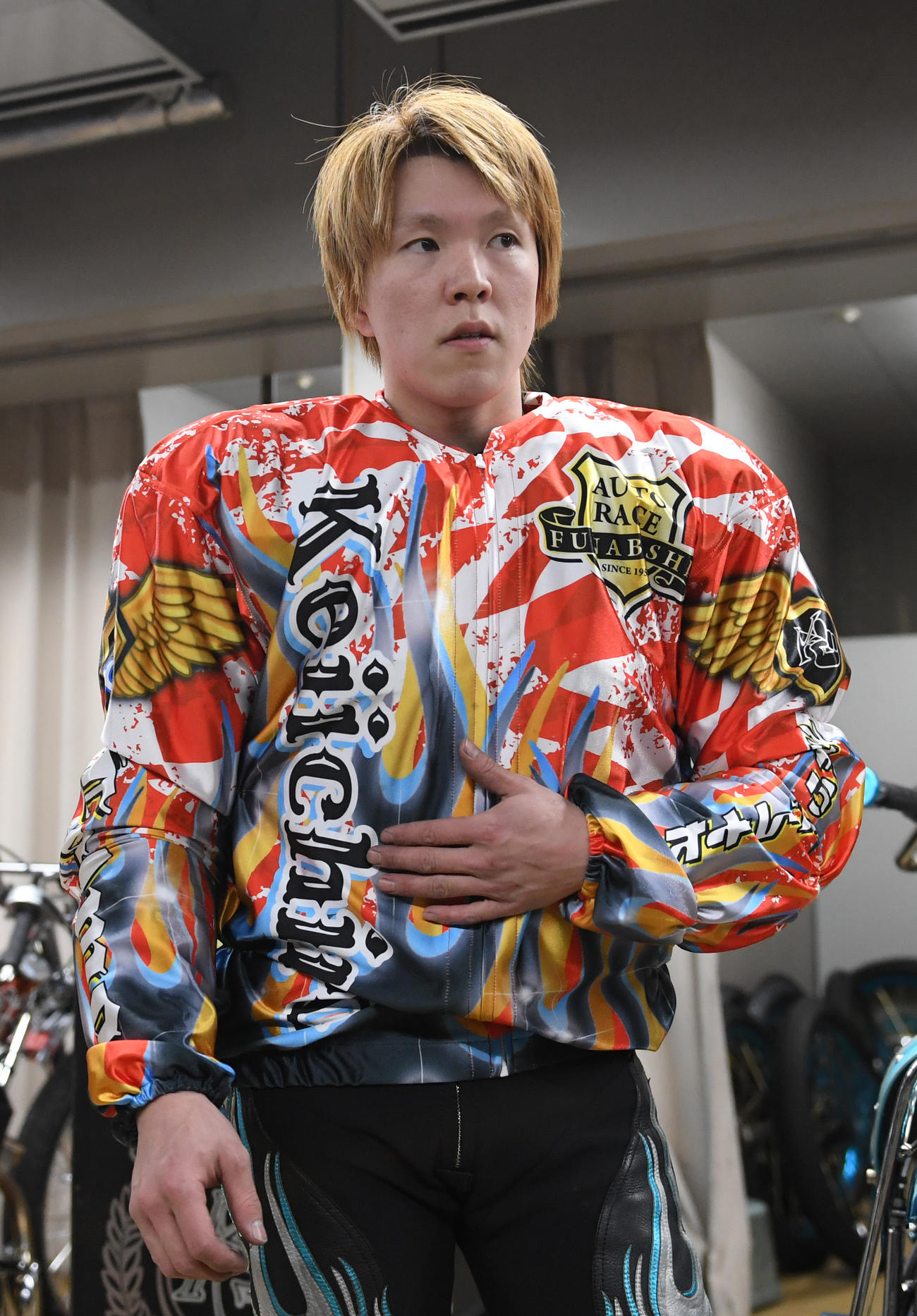 準決勝戦12Rで1着の鈴木圭一郎（撮影・柴田隆二）
