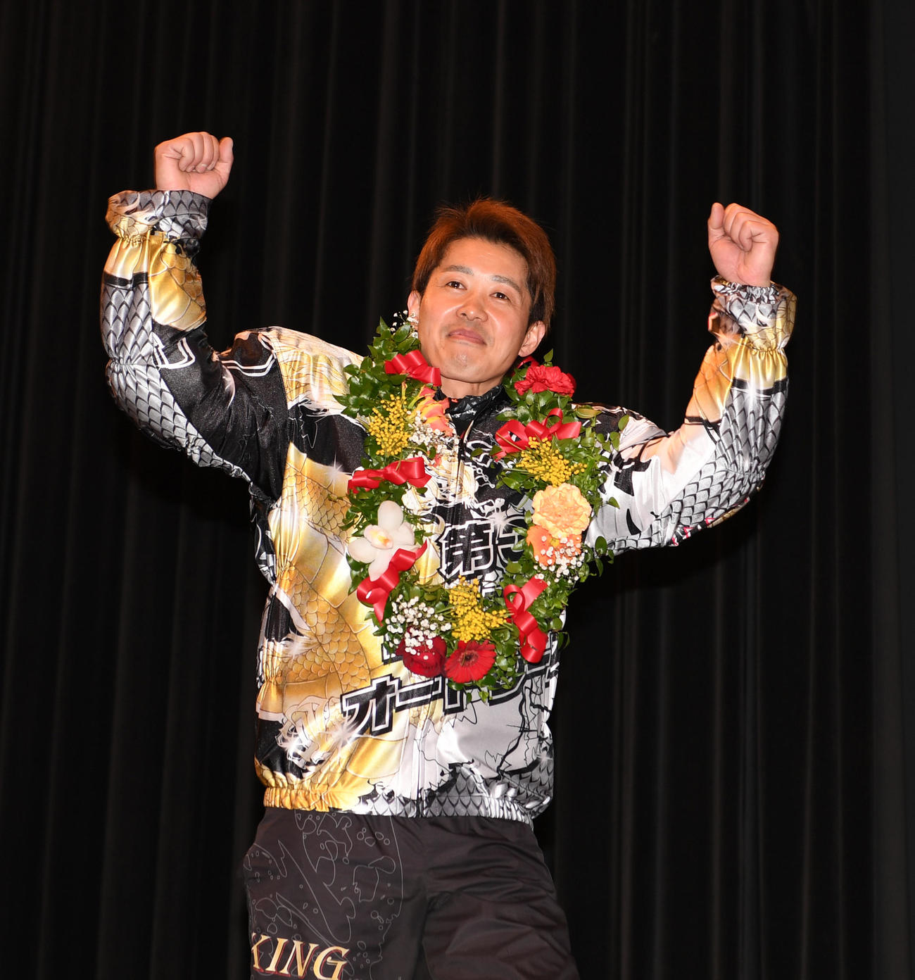 全日本選抜優勝戦を制した金子大輔はガッツポーズする（撮影・柴田隆二）