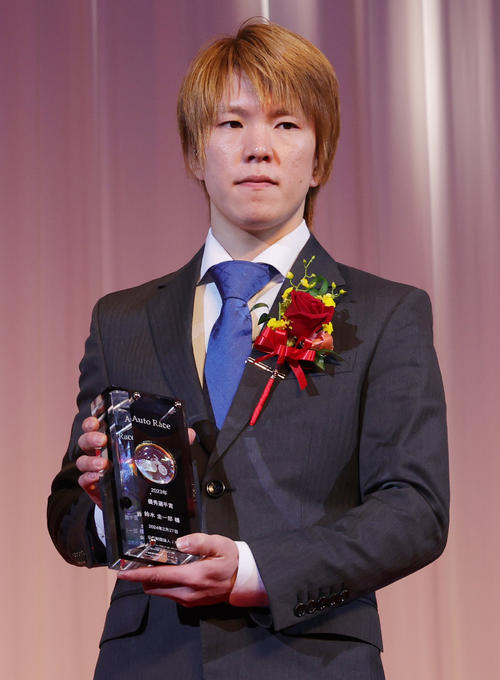 オートレース】優秀選手賞の鈴木圭一郎は心境複雑「今年はMVPを獲得