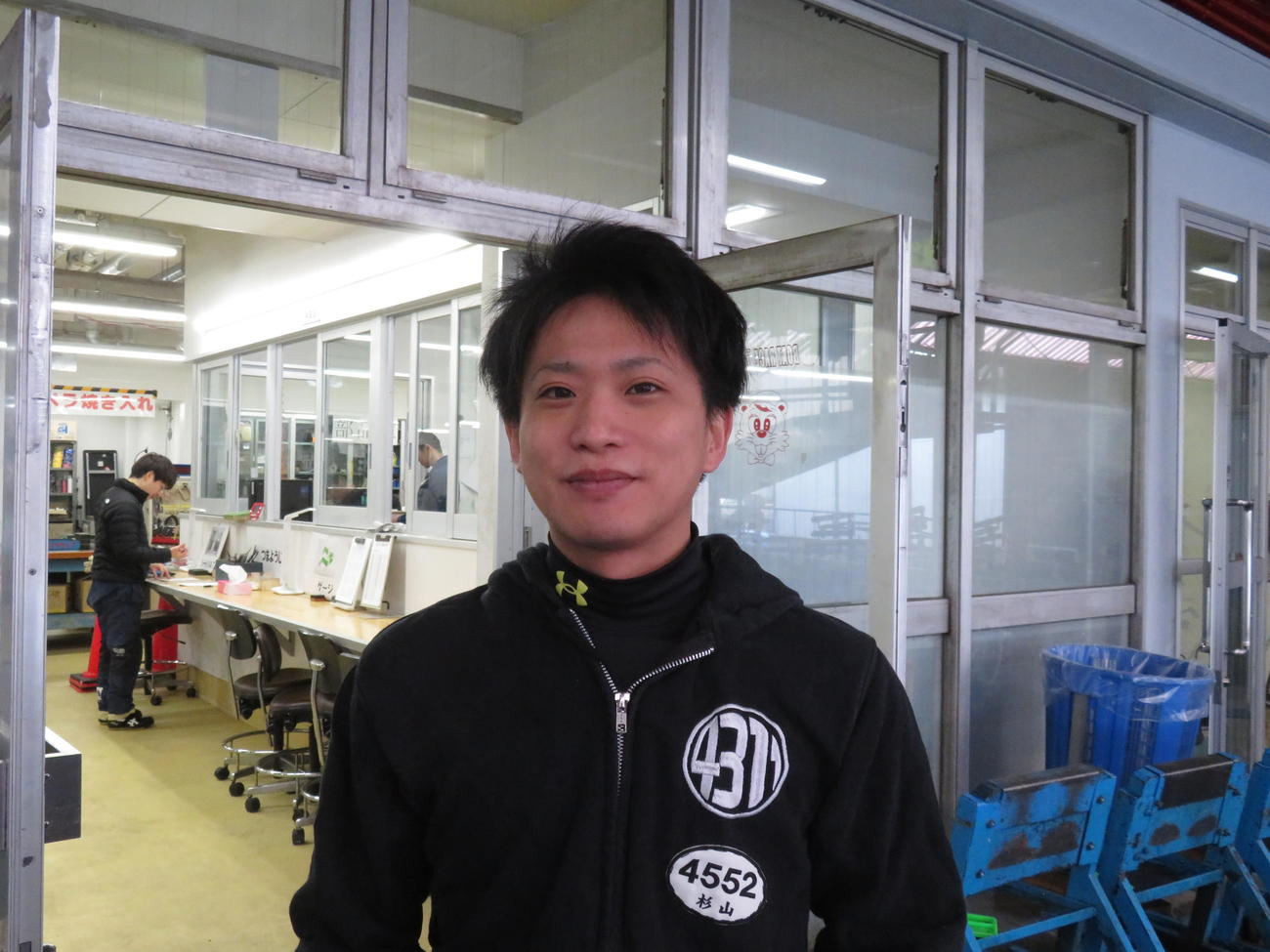 伸び型にも色気を見せる杉山勝匡(2024年2月29日撮影)