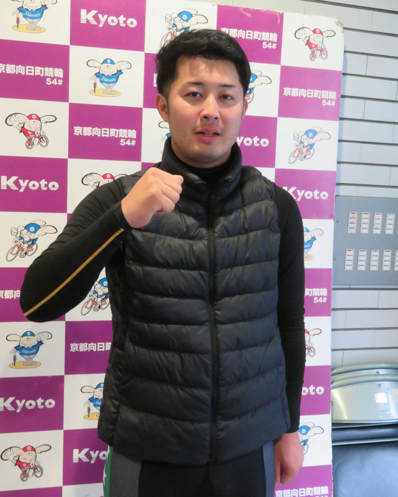 A決勝11R、石塚慶一郎は中村一将と別線で一発を狙う