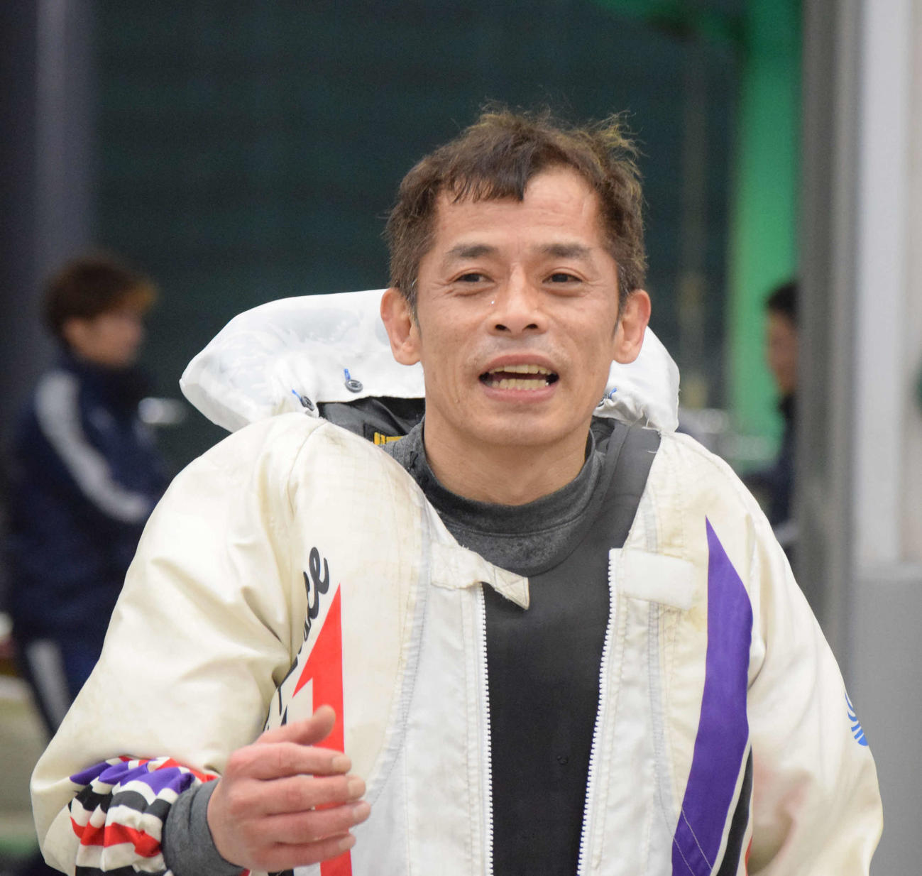 貞兼淳二が逃げて10年ぶりの優勝を飾った